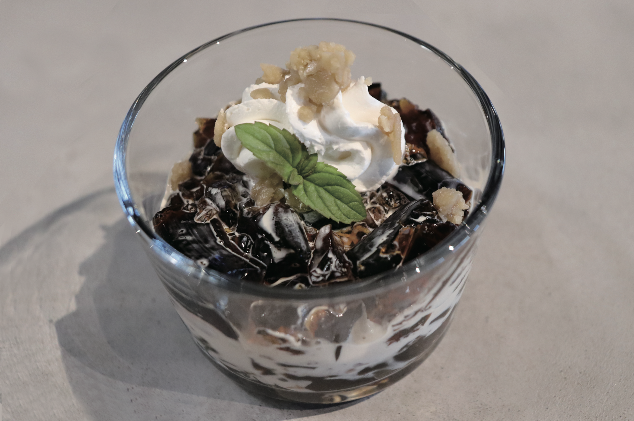 Cafe & Bar｜ラウンジ内カフェ&バーで提供する大人のコーヒーゼリー