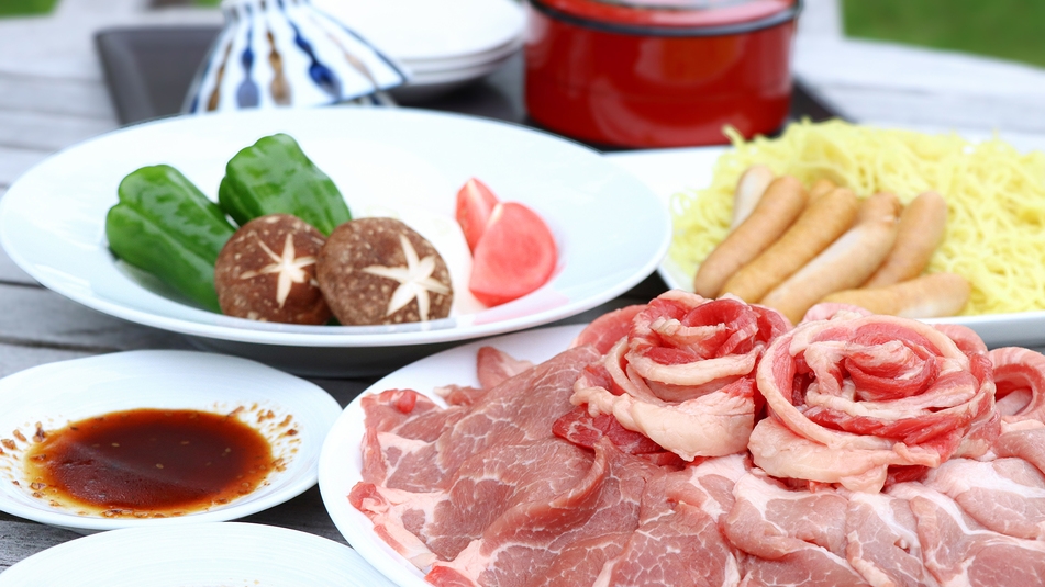 【バンガロー／2食付】〈手ぶらでBBQ3時間コース〉食材も道具もぜんぶお任せ！朝は洋食♪