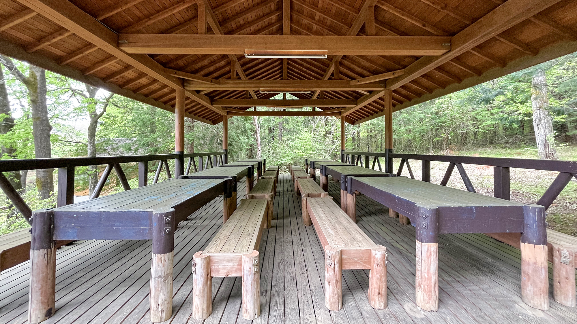 #炊事棟　飲食スペース