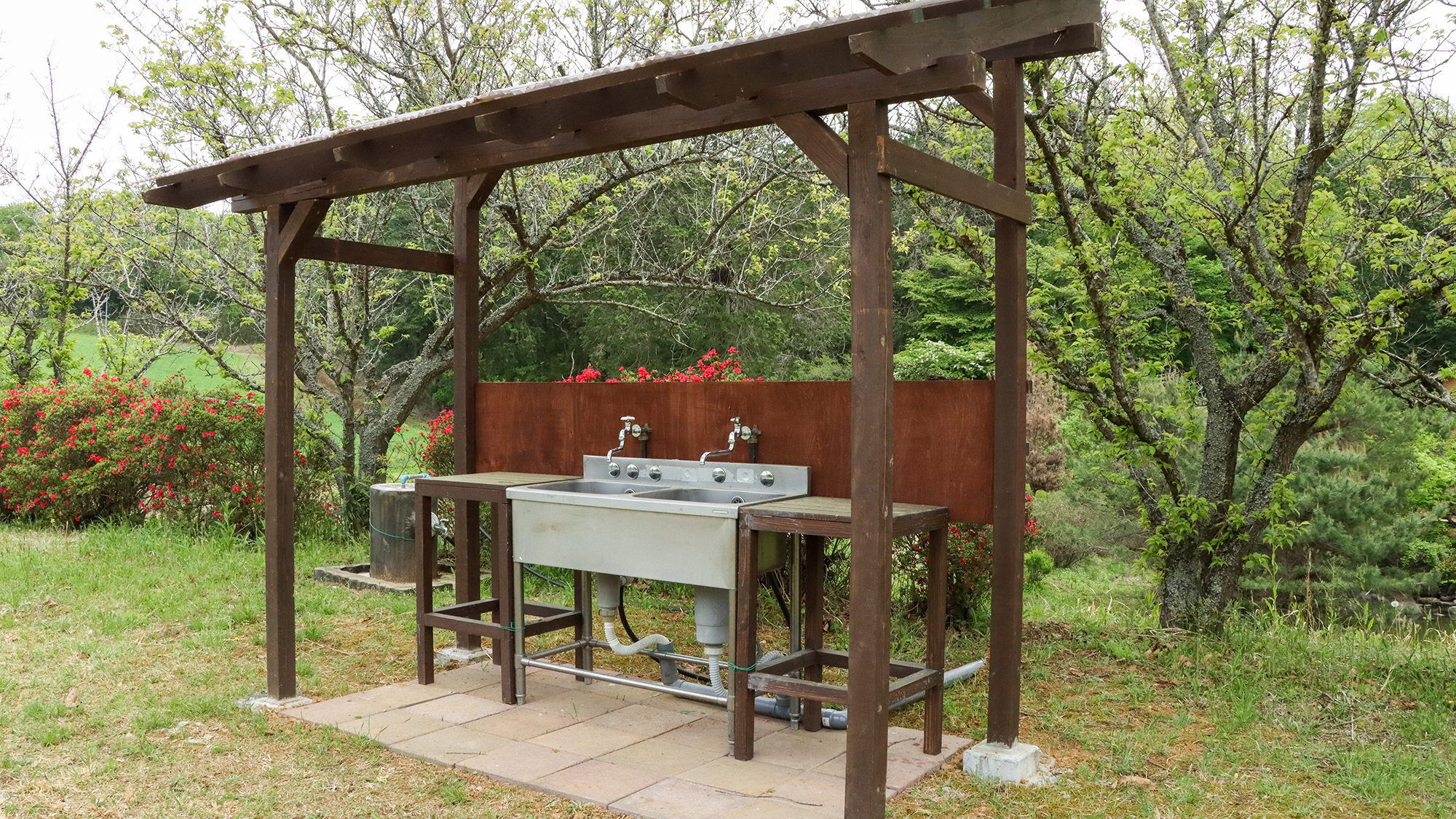 #キャンプサイト　洗い場もございますのでご利用ください