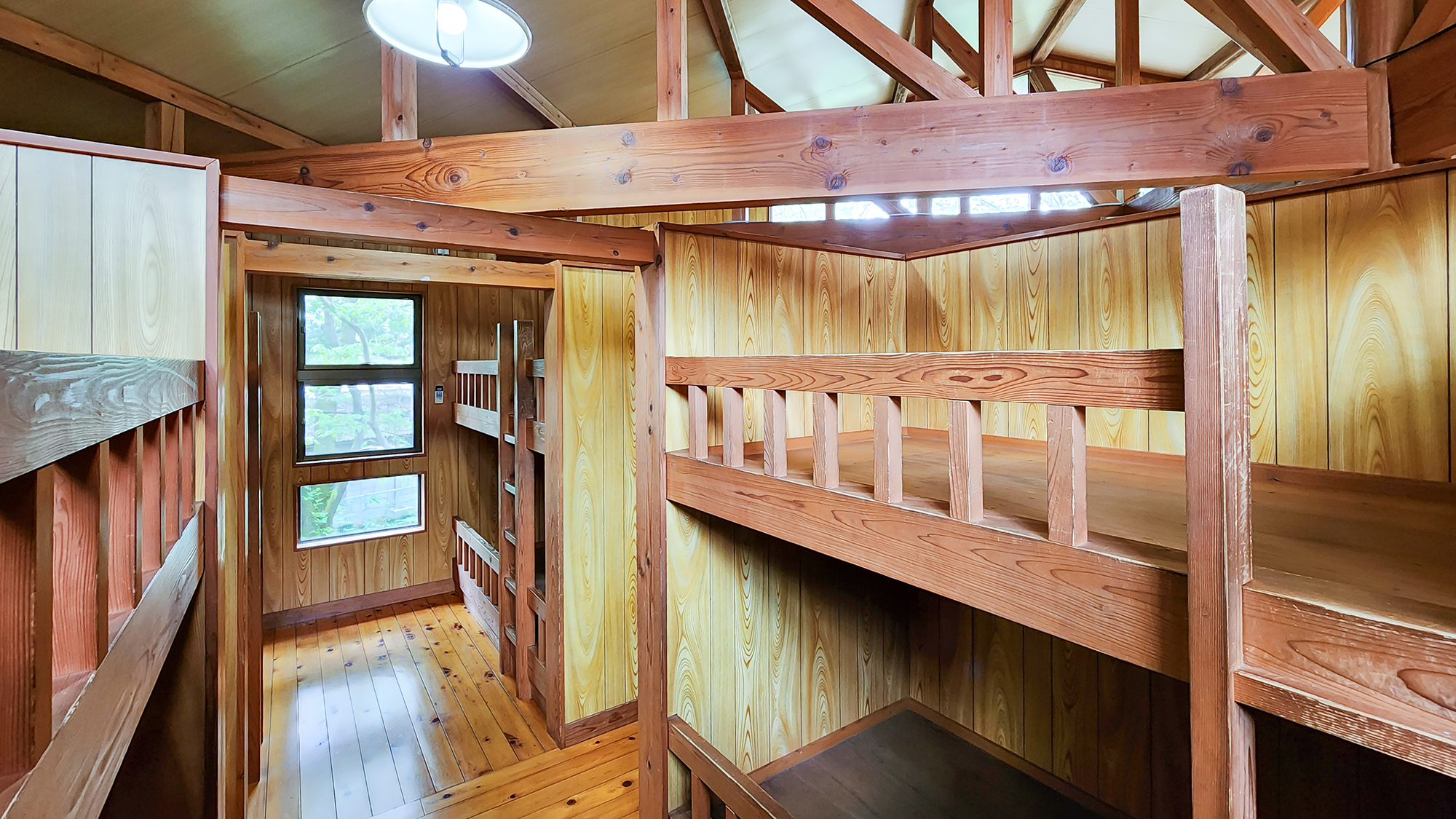 #8人用コテージ