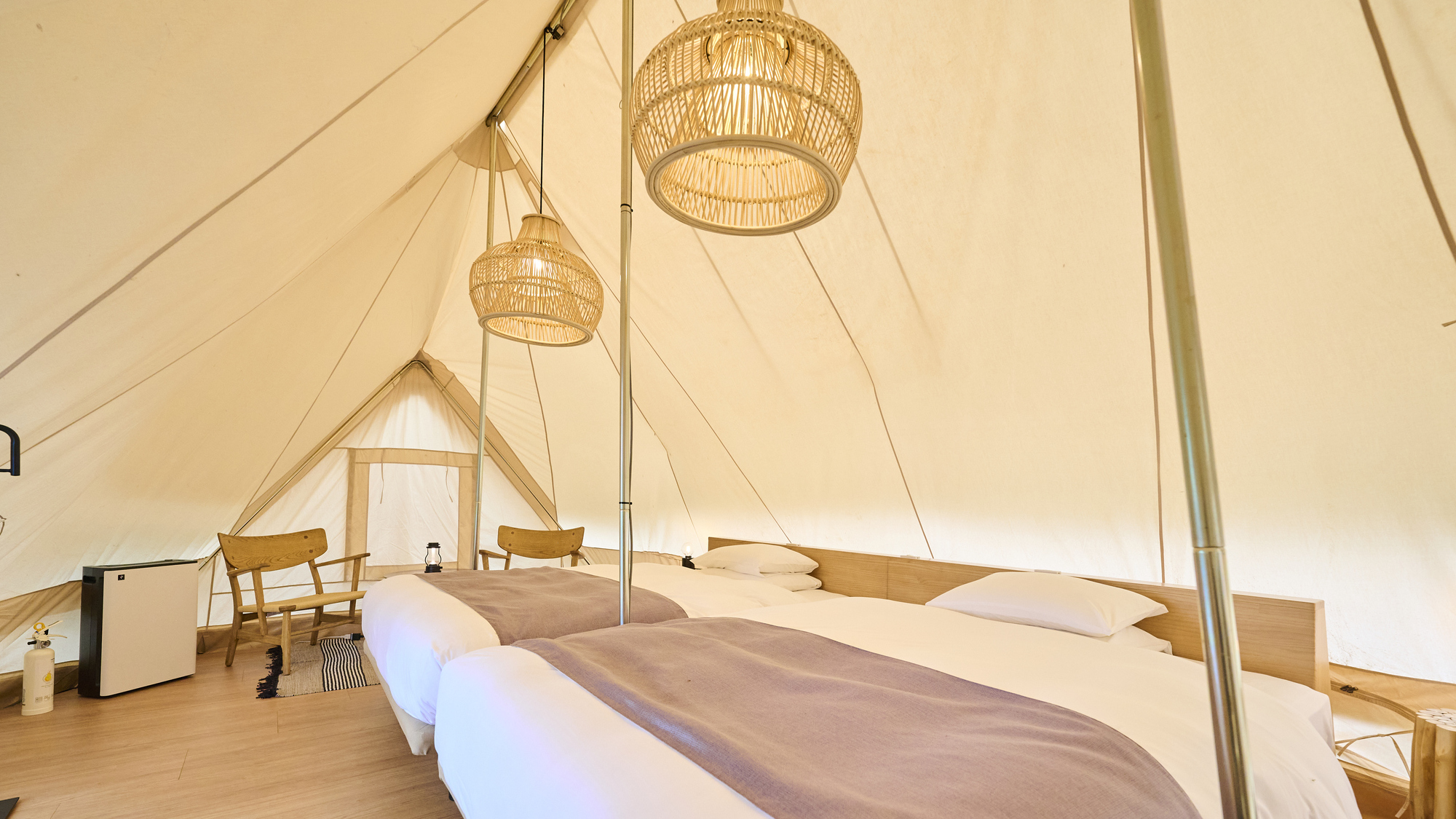 グランピングテント