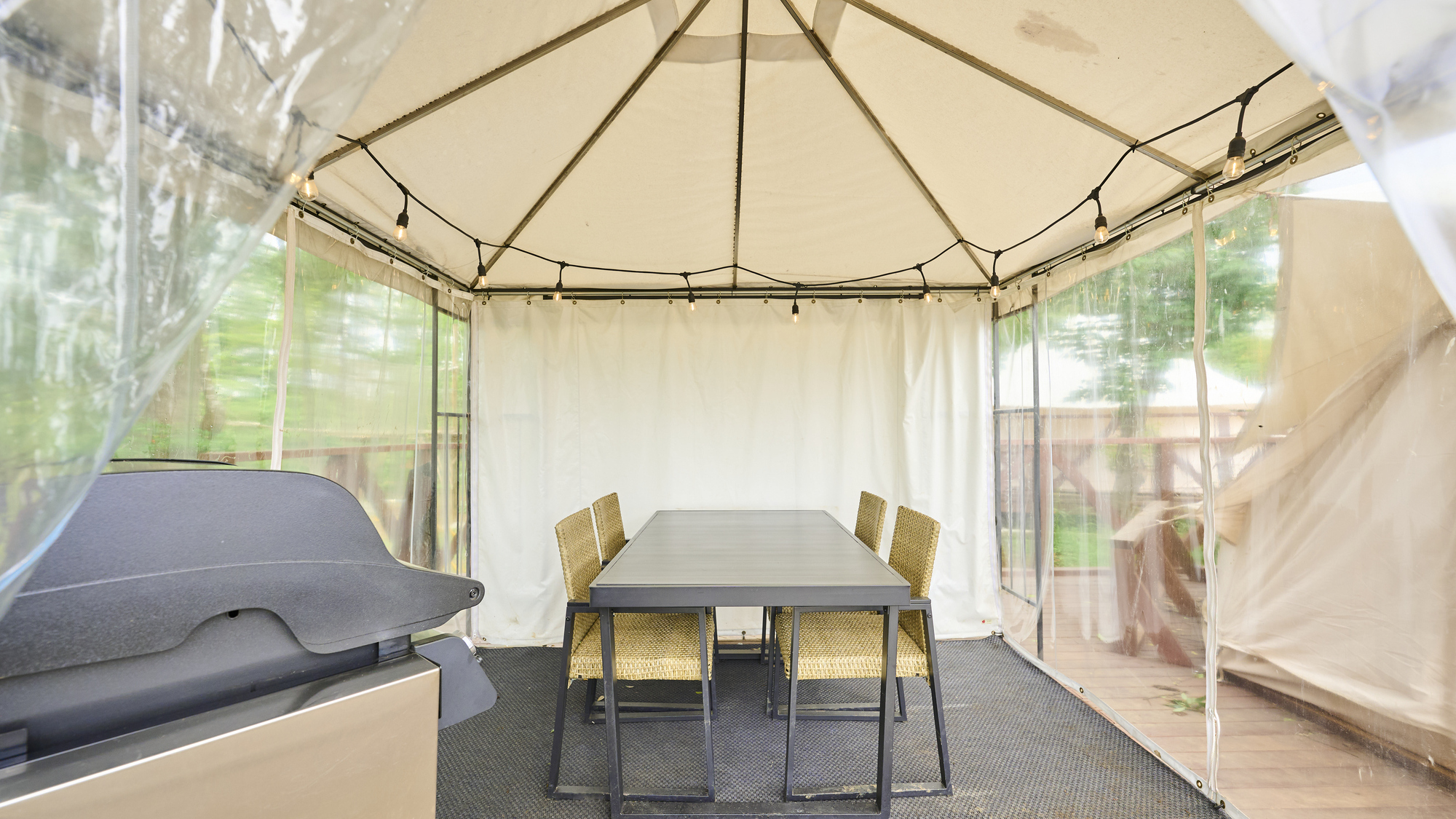 グランピングテント