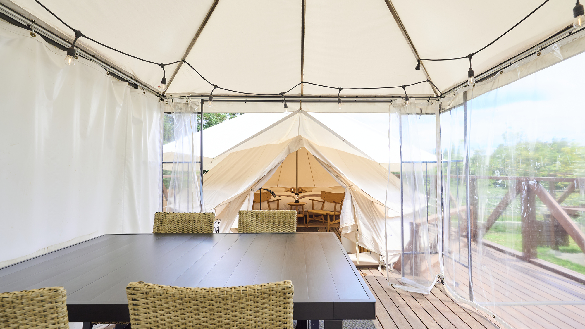 グランピングテント