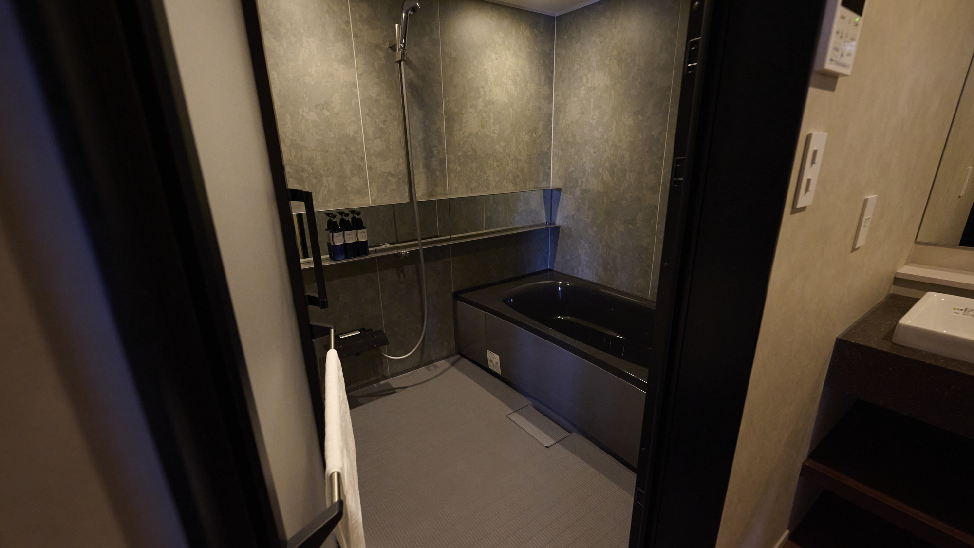 【コテージ】バスルーム