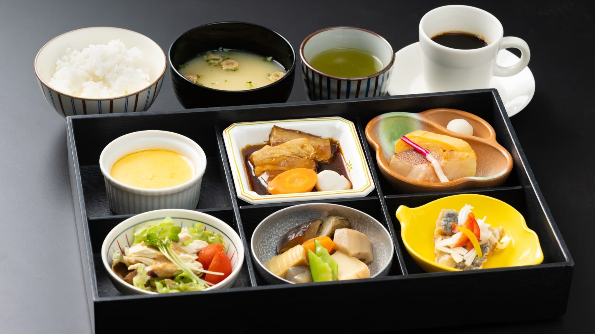 【スタンダード／朝食付き】朝ごはんは和食を愉しむ！手作り和膳の朝食付きプラン