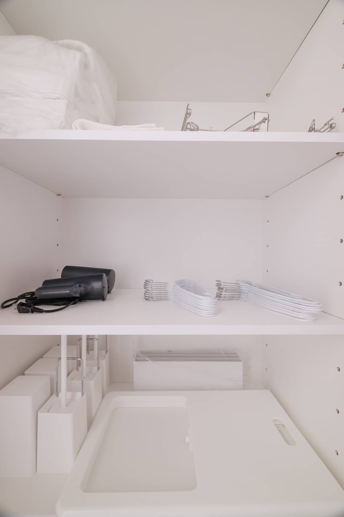 ハンガー、ドライヤー等