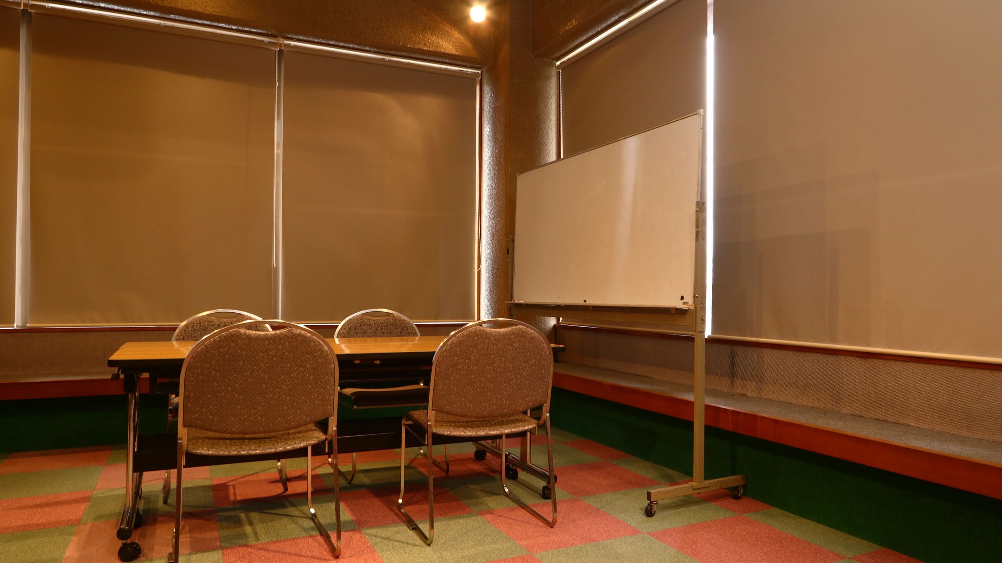 ミーティングルーム　※要相談*