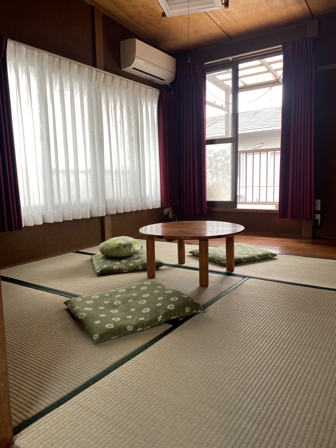 個室②