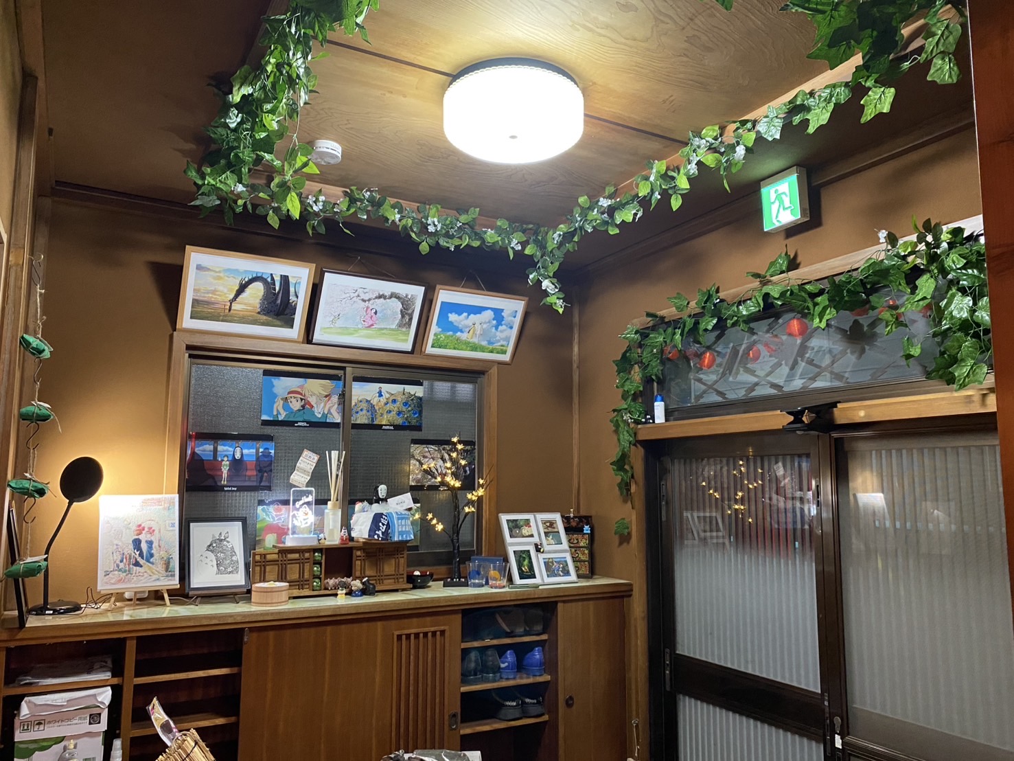 内観(Barラウンジ)