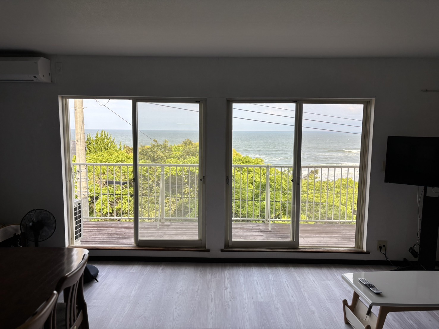 リビングから見えるオーシャンビュー