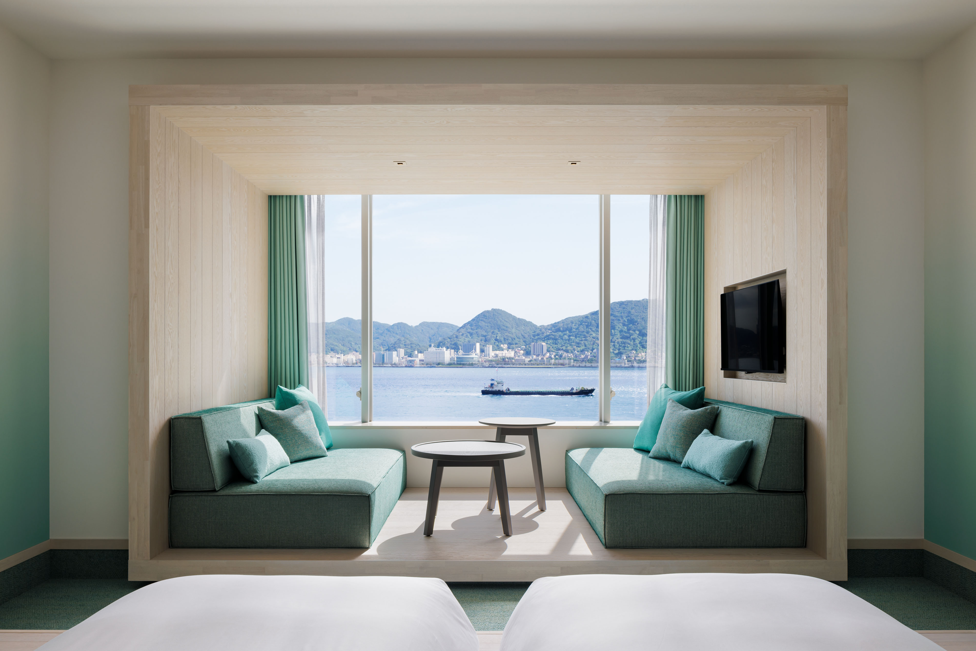 デラックスフォース