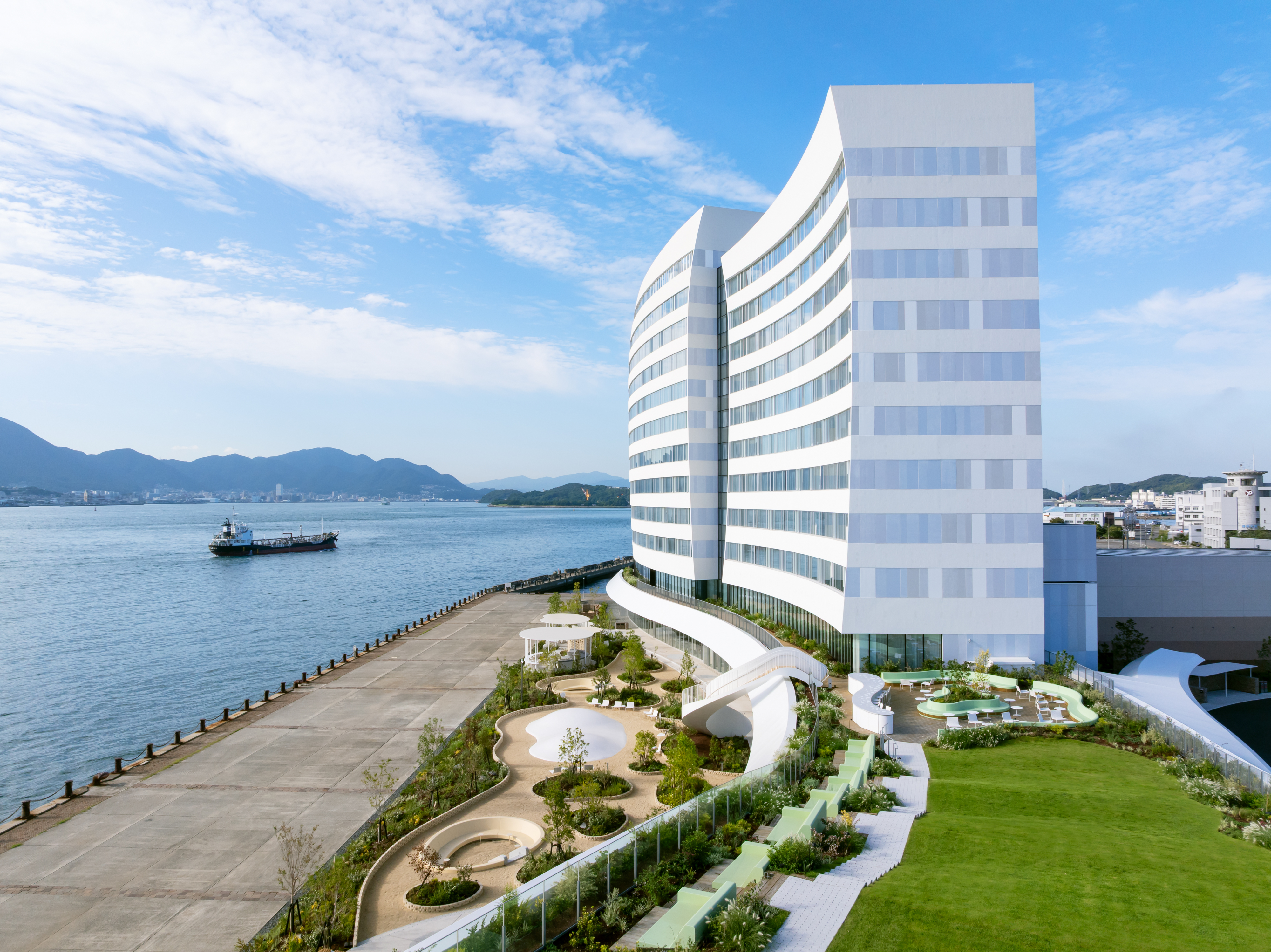 なみなみテラス