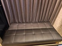 2〜3名に最適。ダブルベッド＋ソファーベッド 素泊まりプラン。　26.2㎡　※女子会可能　WEST館