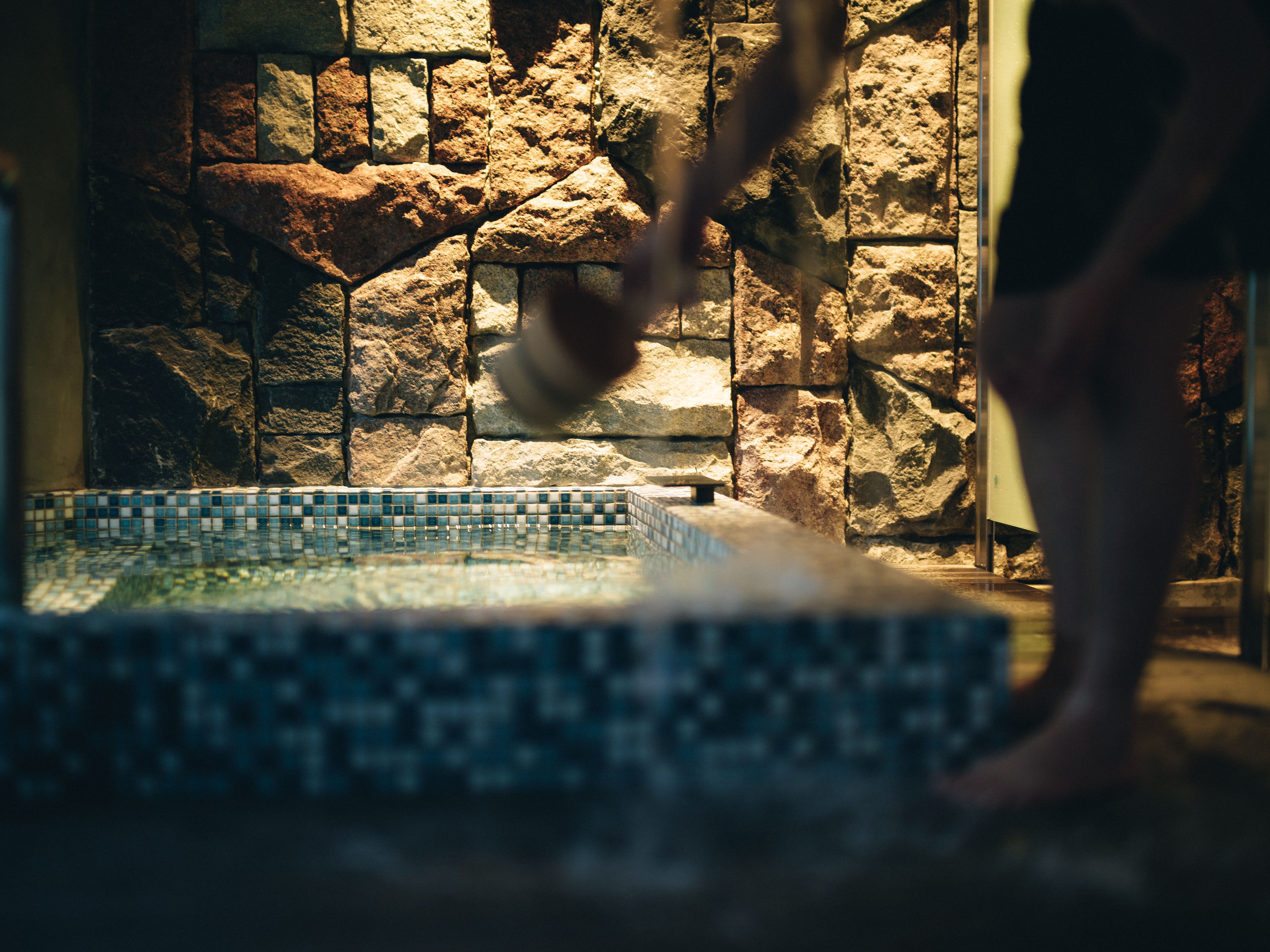 【サウナ】六角堂の面影を残す特別な水風呂