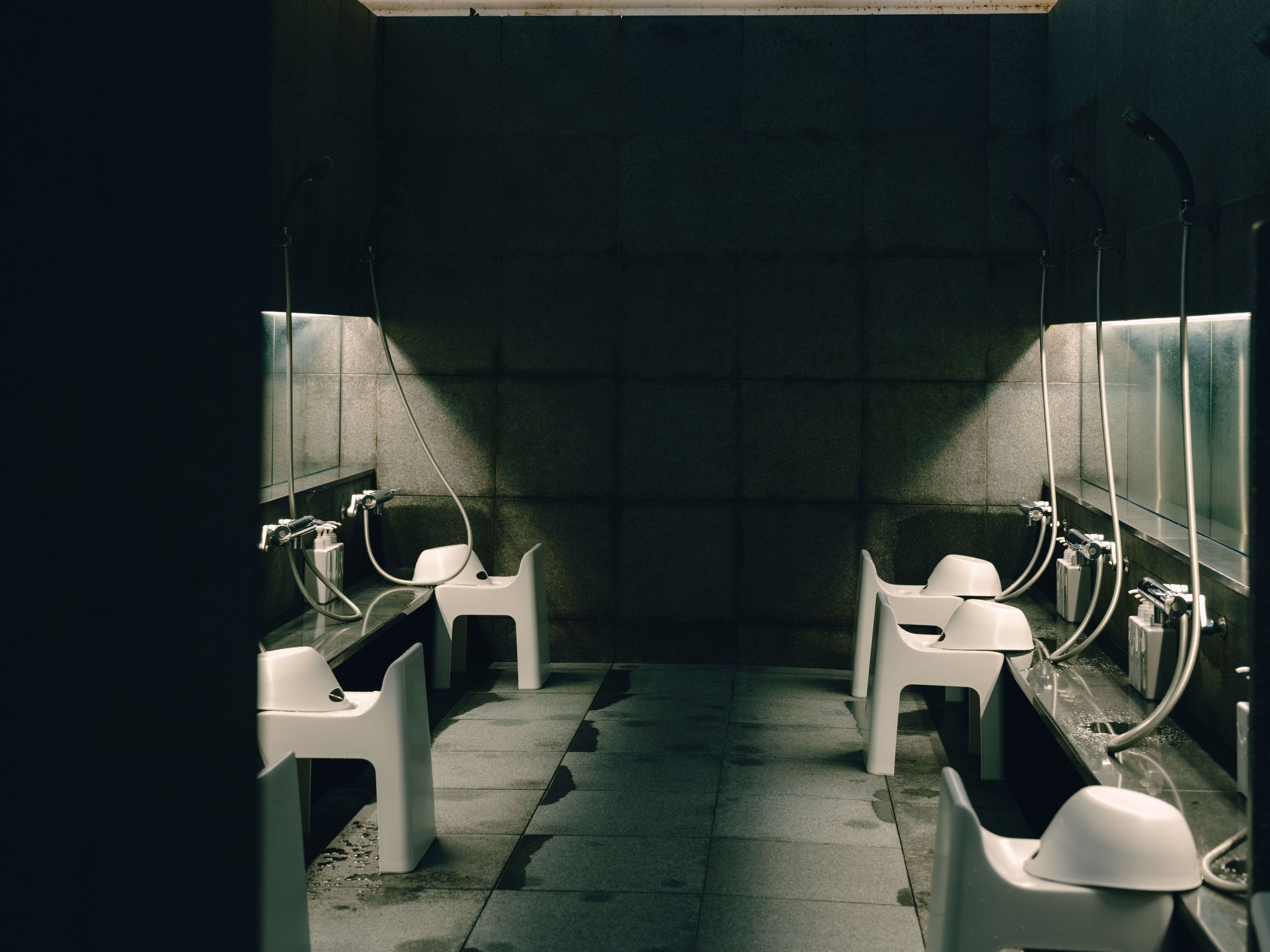 【恩湯】2020年にリニューアルされたスタイリッシュな内装