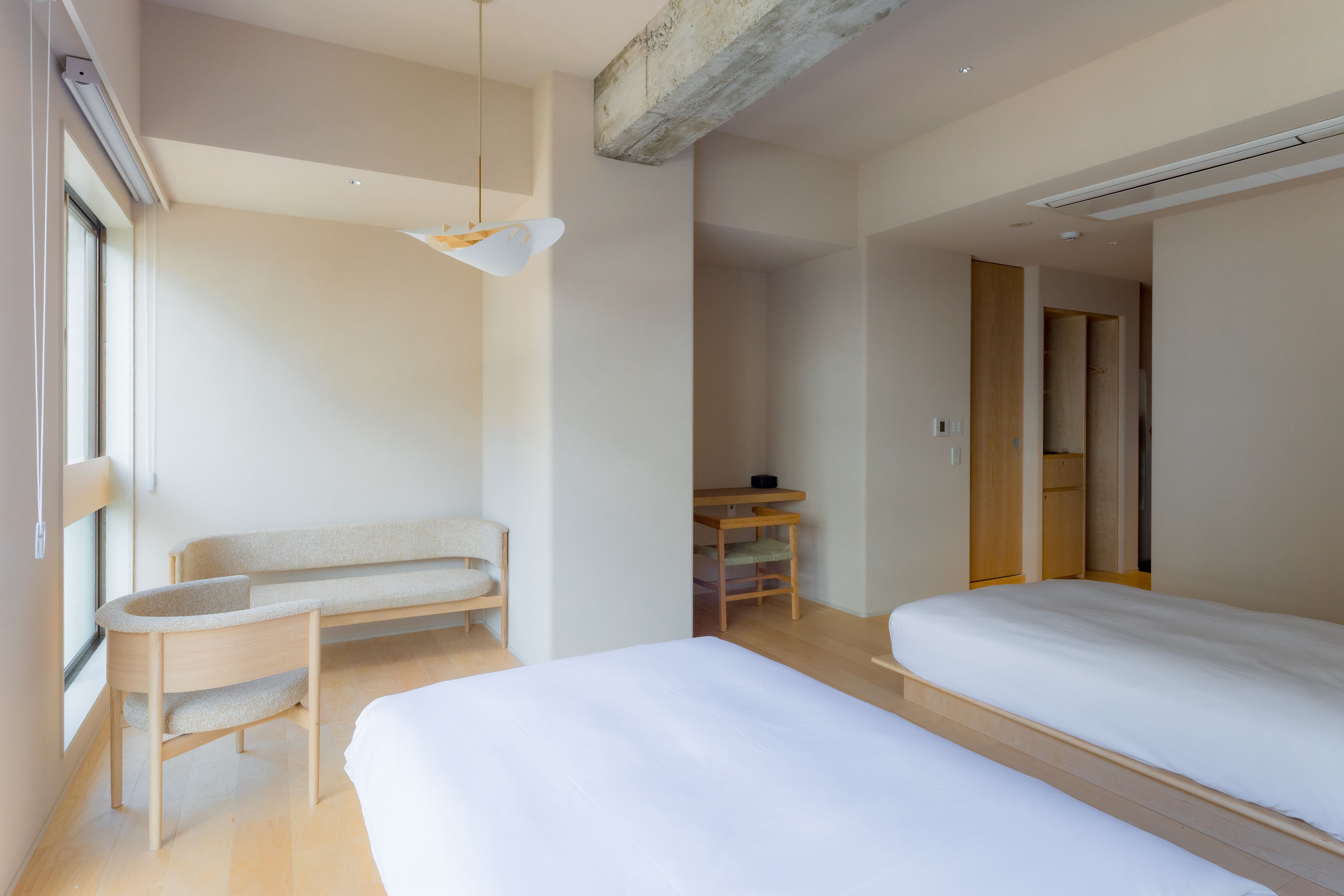 【リバービューグループ】35㎡ / セミダブルベッド2台+シングルベッド2台　グループ旅行に最適