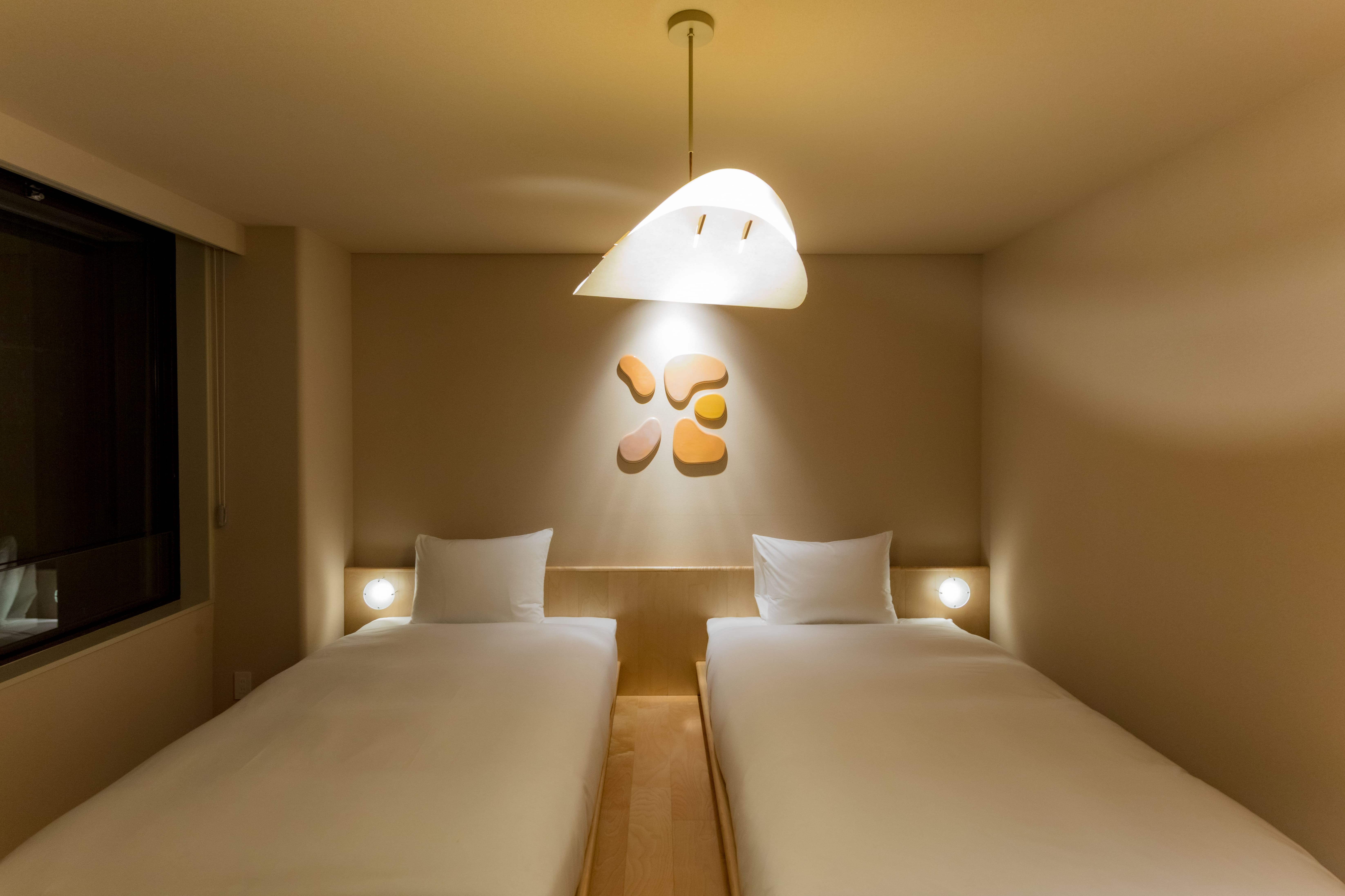 【コンパクトツイン】23㎡ / セミダブルベッド2台　シンプルで落ち着いたコンパクトツインルーム