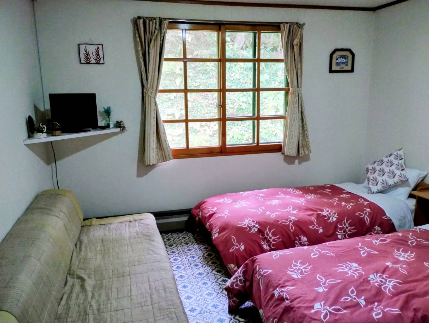 【禁煙】洋室ツイン・タイプＢ207／洗面化粧台・トイレ付き