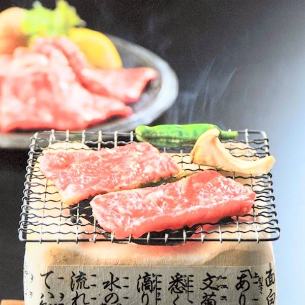厳選された『Ａ５等級飛騨牛』の網焼き