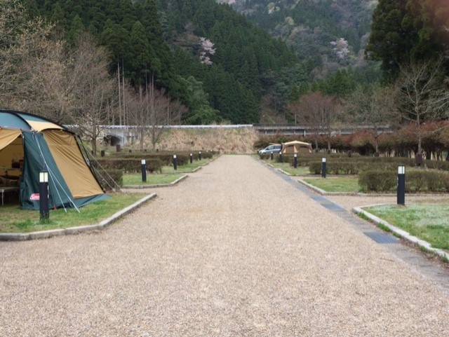オートキャンプサイト