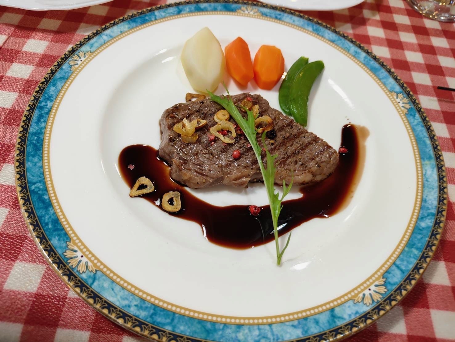 【期間限定　6/15〜9/30】一泊二食付　肉料理は米澤牛ステーキ150gです！