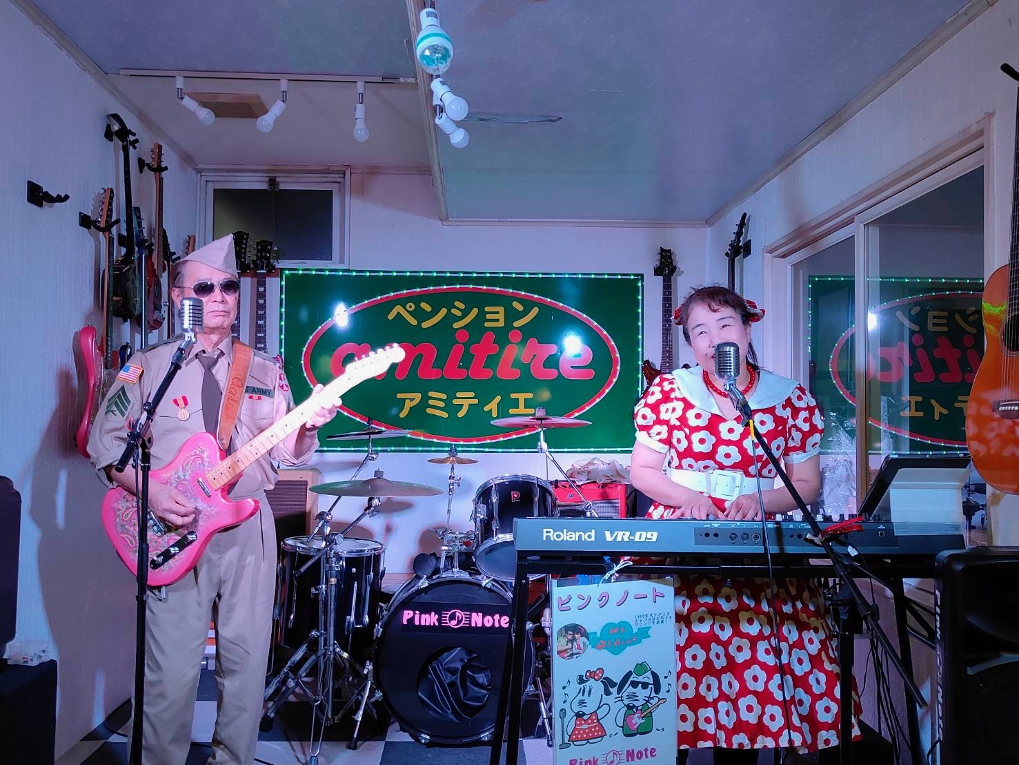 生演奏ステージ風景