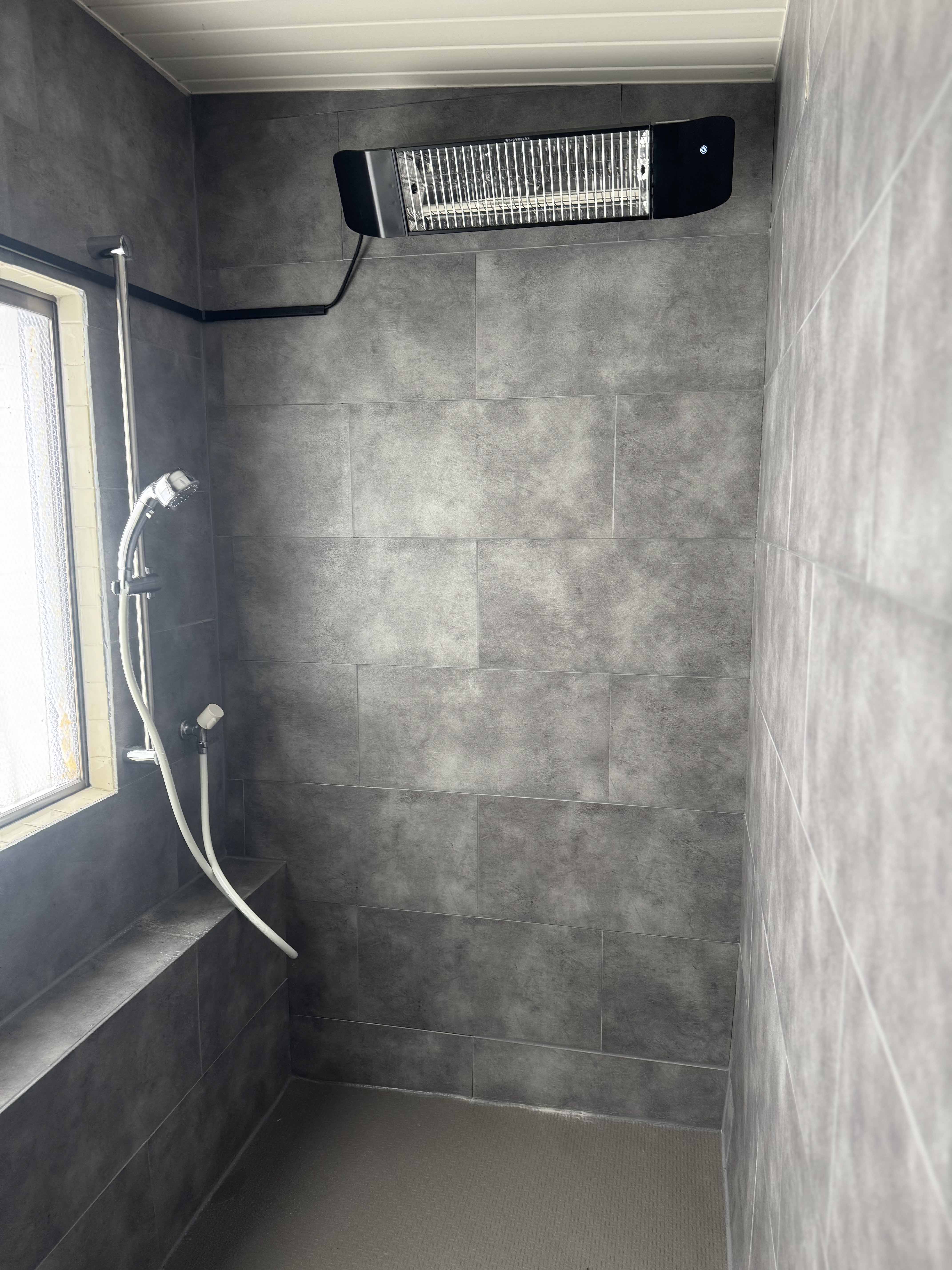 シャワールーム