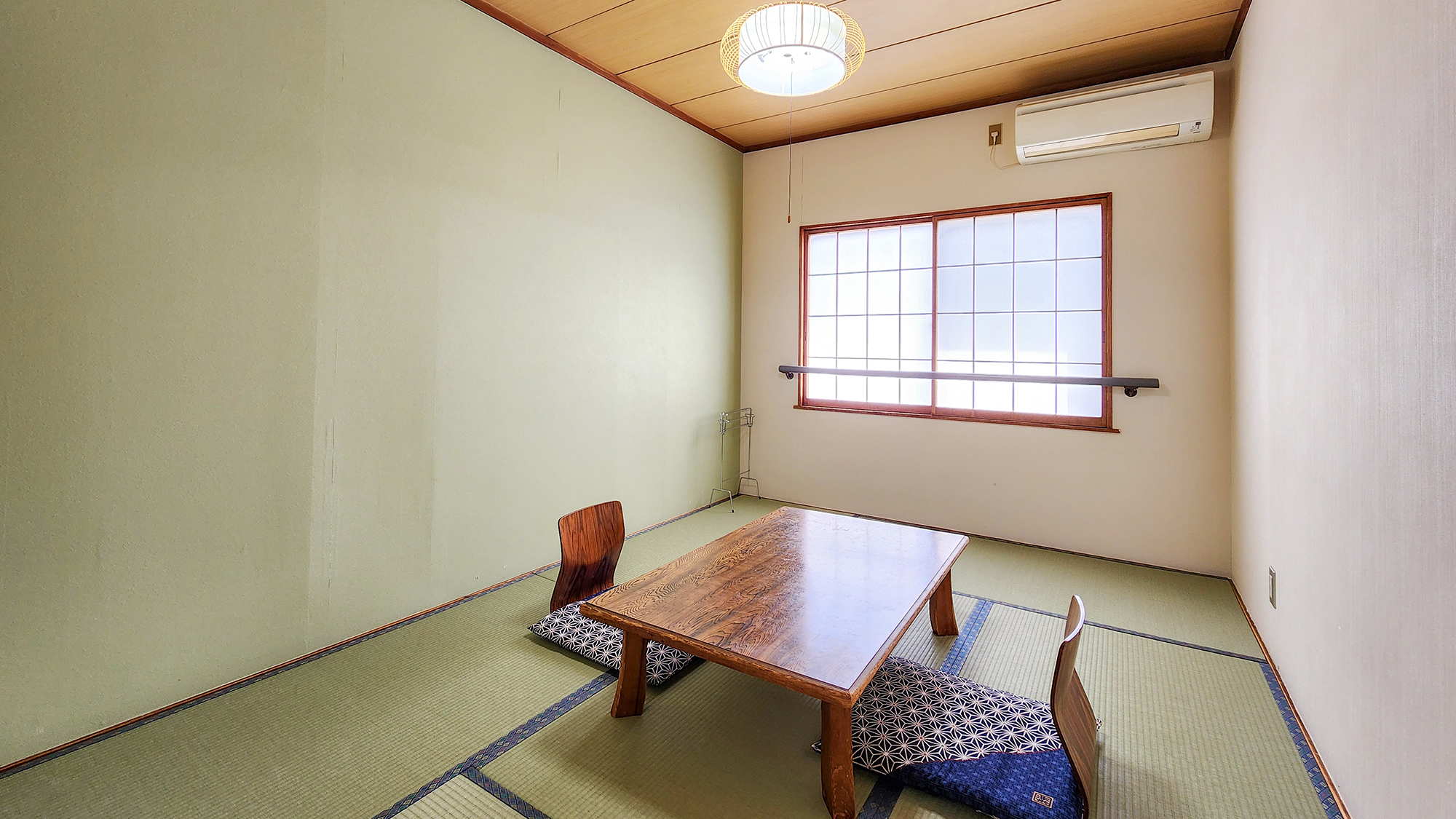 #6畳和室　布団スタイルで心落ち着くシンプルな和室