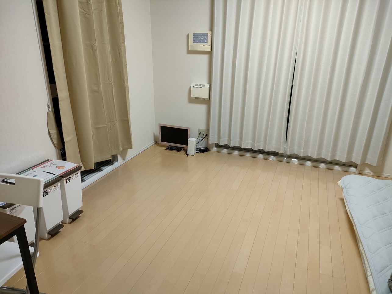 綺麗なアパートの一室（最大3名）