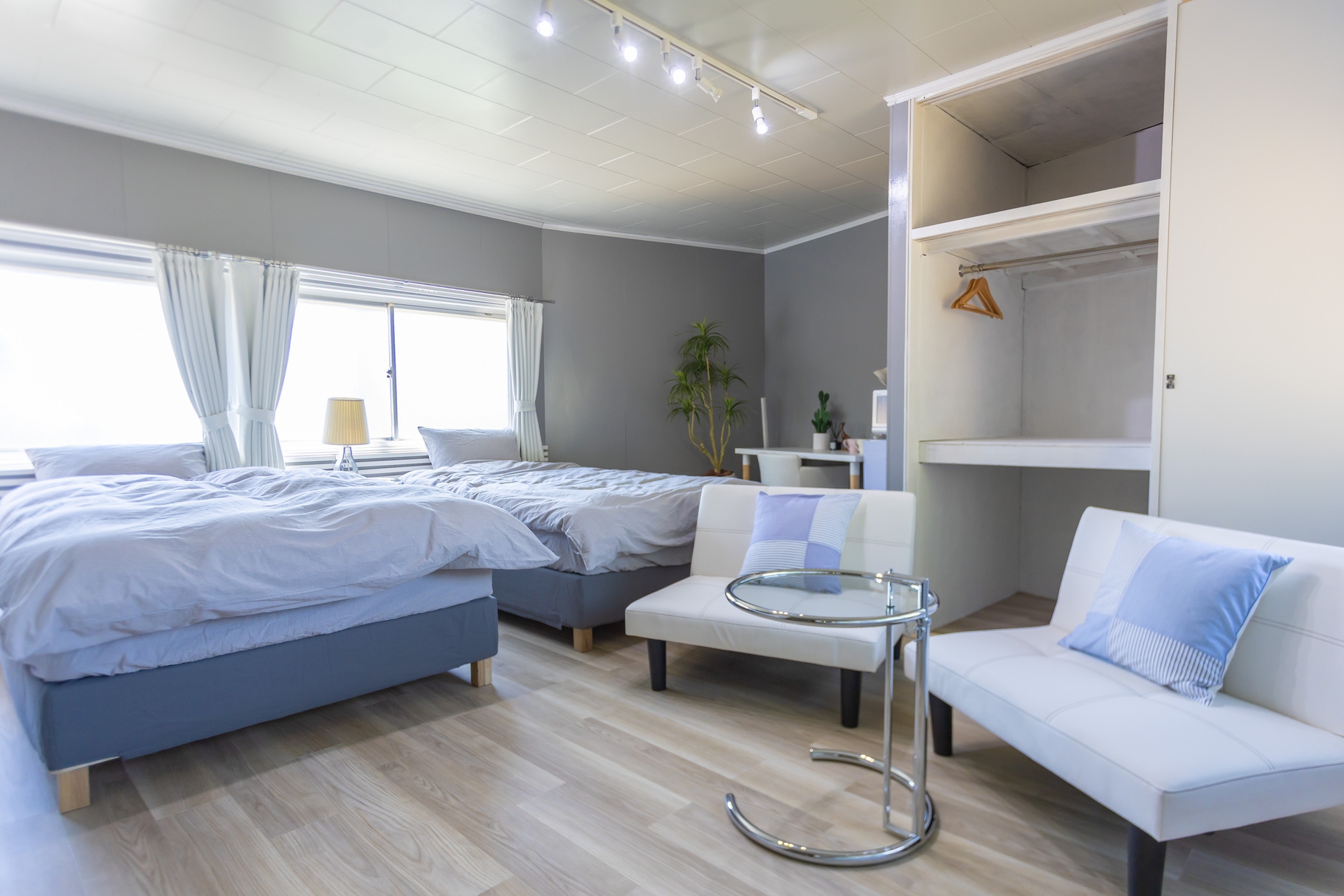 素泊まり　広々28㎡！花柄ピンク　女性アメニティプラン付♪２階貸切　無料WIFI　専用自転車ラック