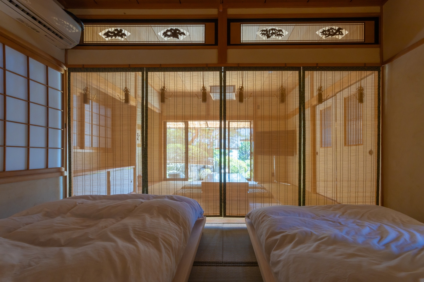 素泊まり　平安時代にタイムスリップ-お殿様ベッドと伝統技術の調度品　ジュニアスイート　キッチン駐車場