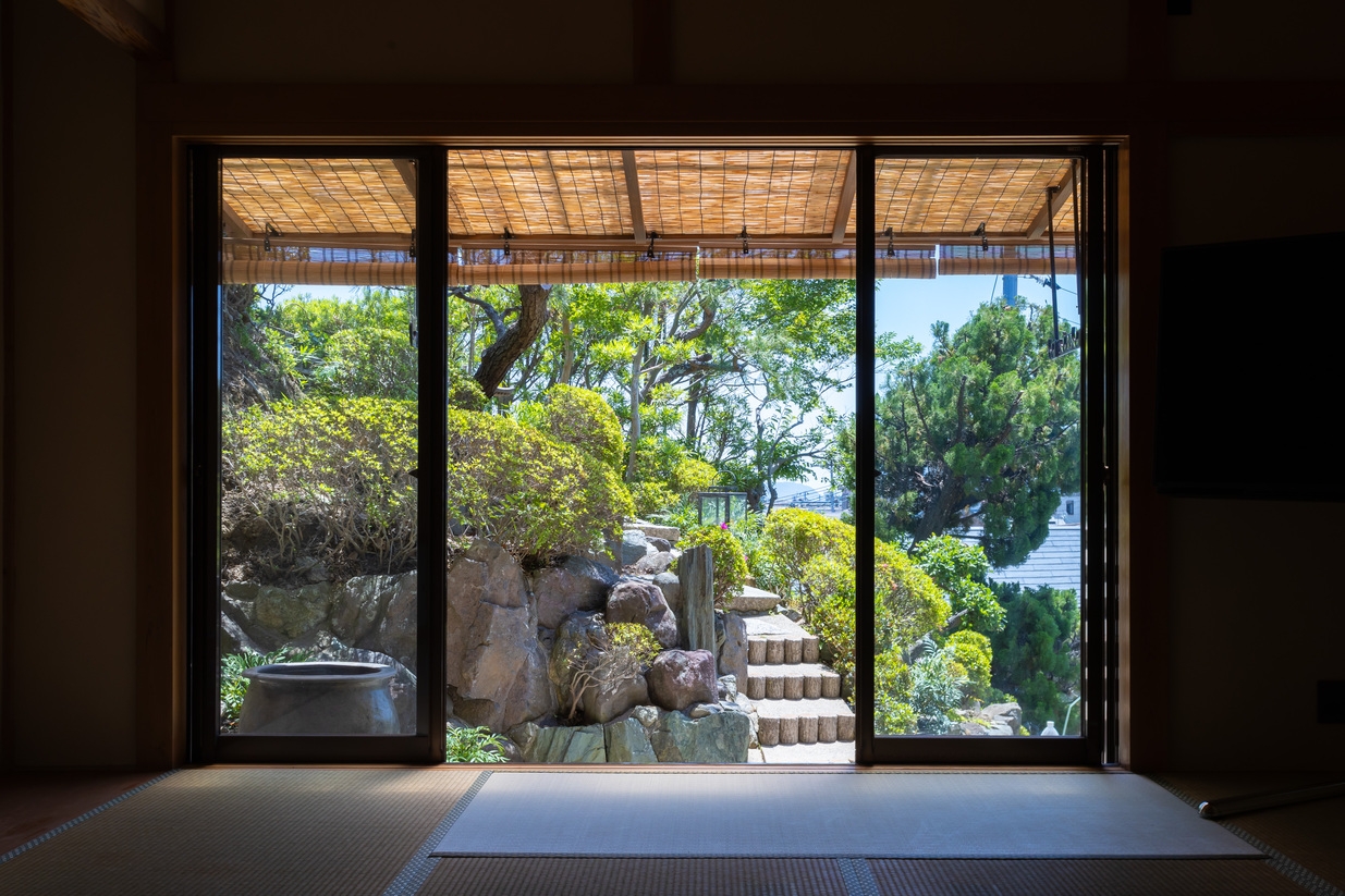 素泊まり　平安時代にタイムスリップ-お殿様ベッドと伝統技術の調度品　ジュニアスイート　キッチン駐車場