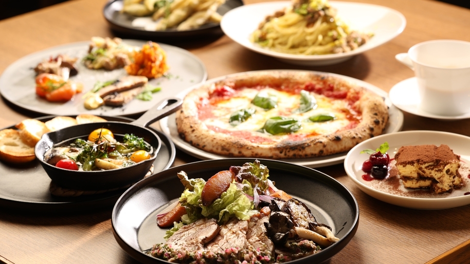 【平日限定】自慢の窯焼きピッツァなどこだわりの美味を堪能♪イタリアンディナーコース付プラン｜夕食付き