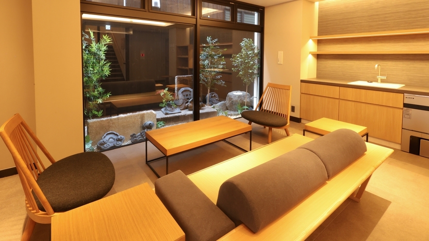 【秋冬SALE】彦根城を背景に心に残るひと時を...古都の魅力と共に過ごす　素泊まりプラン