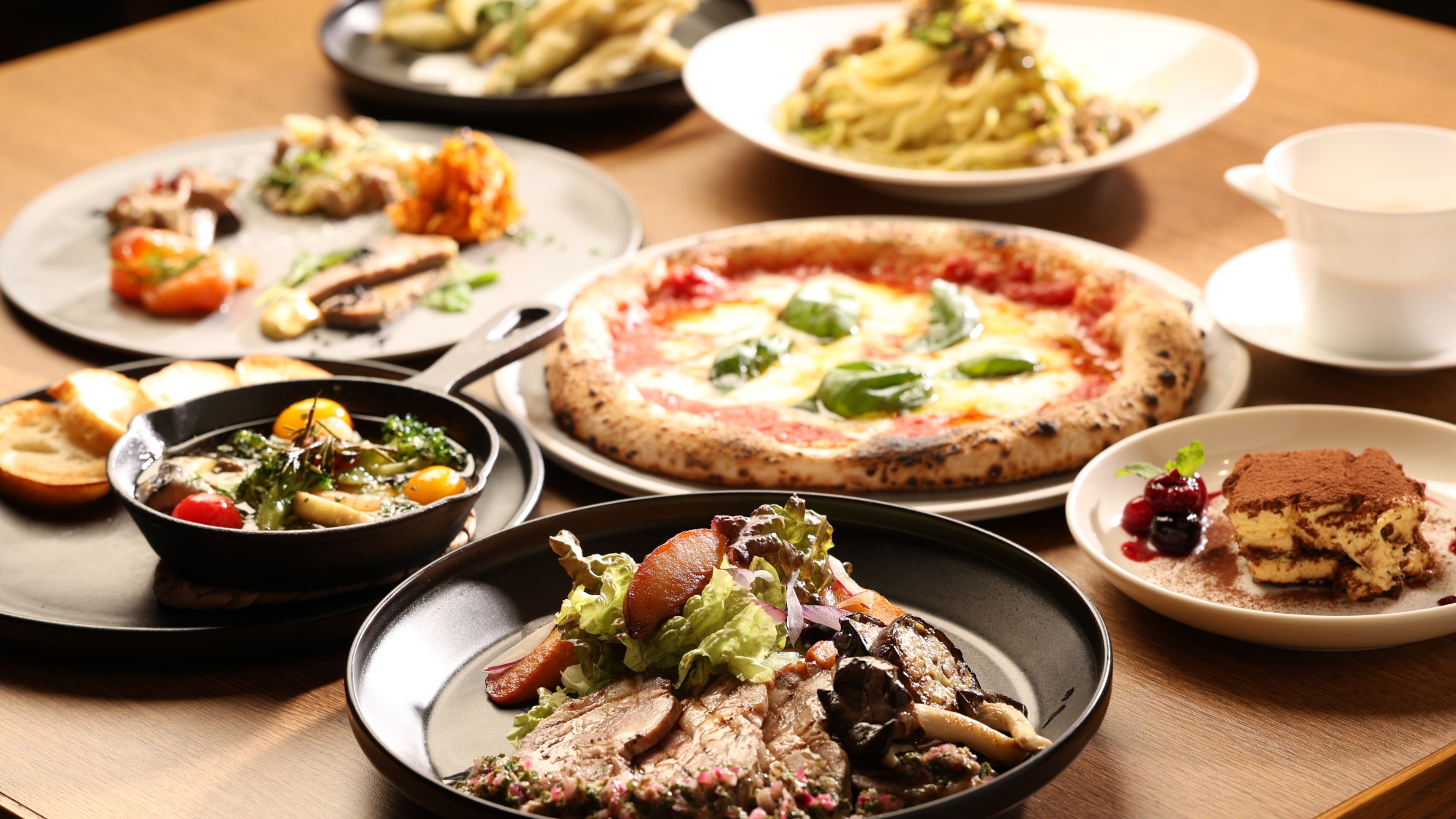 HATAGO HIKONEの『PIZZERIA AZZURRI』でイタリアンディナーコース