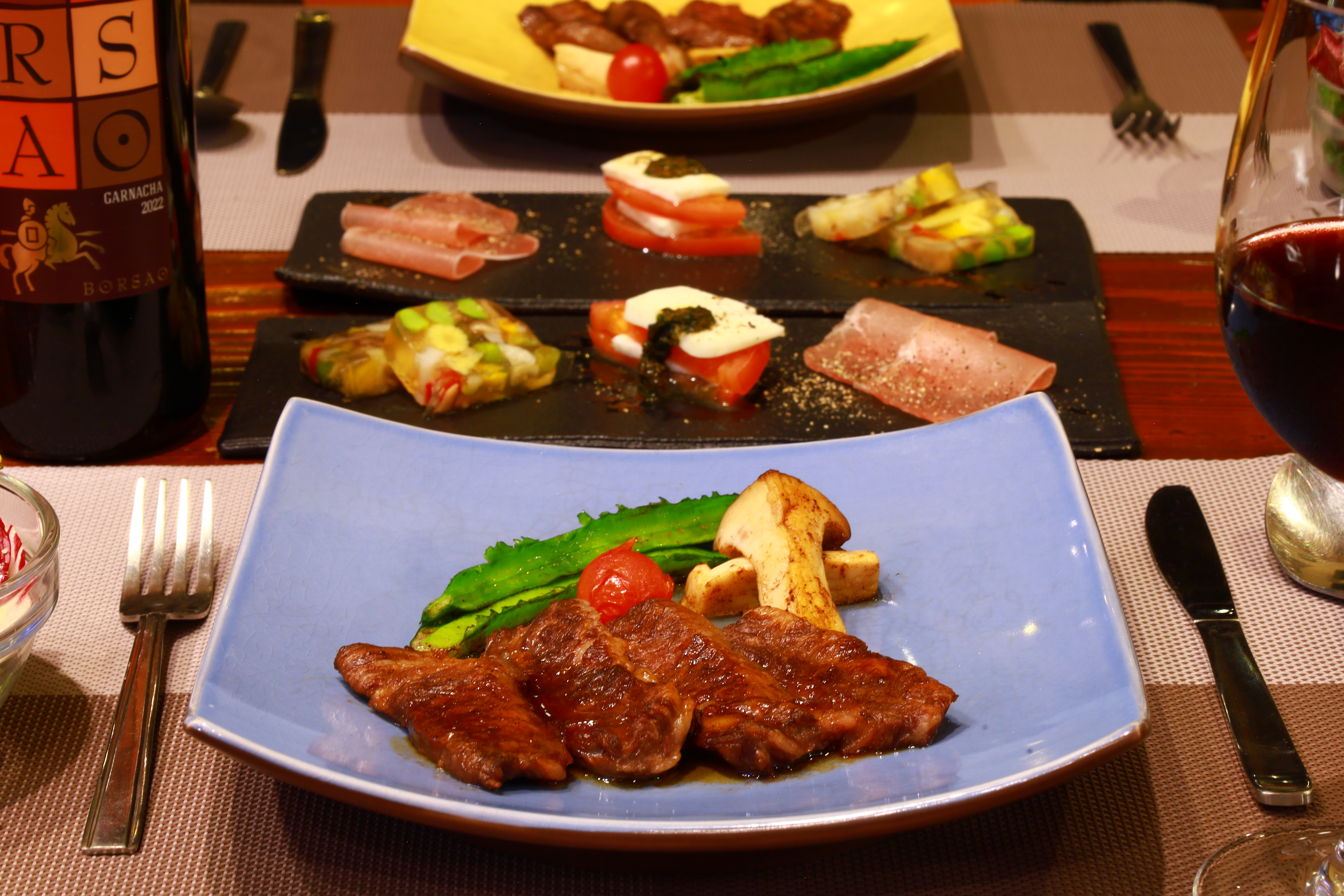 【食事・レストラン】 大人の夜にぴったりの贅沢時間