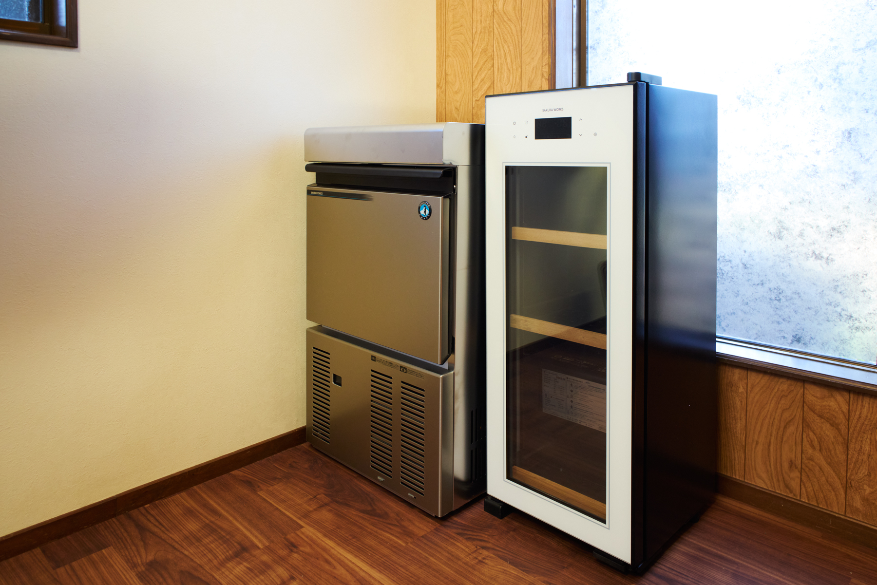 ワインセラーと製氷機