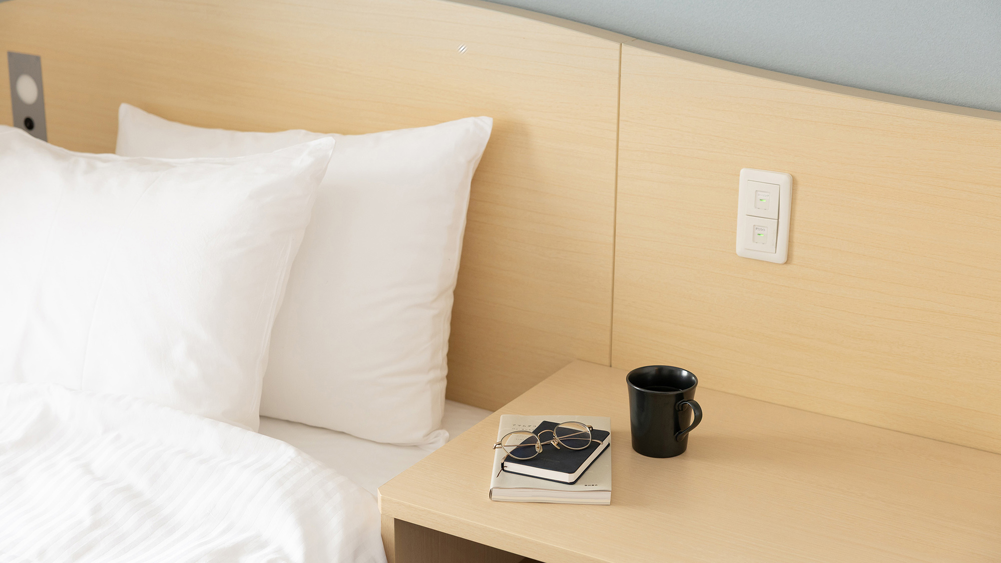 客室イメージ｜コンパクトながら必要なものが揃った、ビジネスや宿泊を目的としたシンプルな旅に最適。