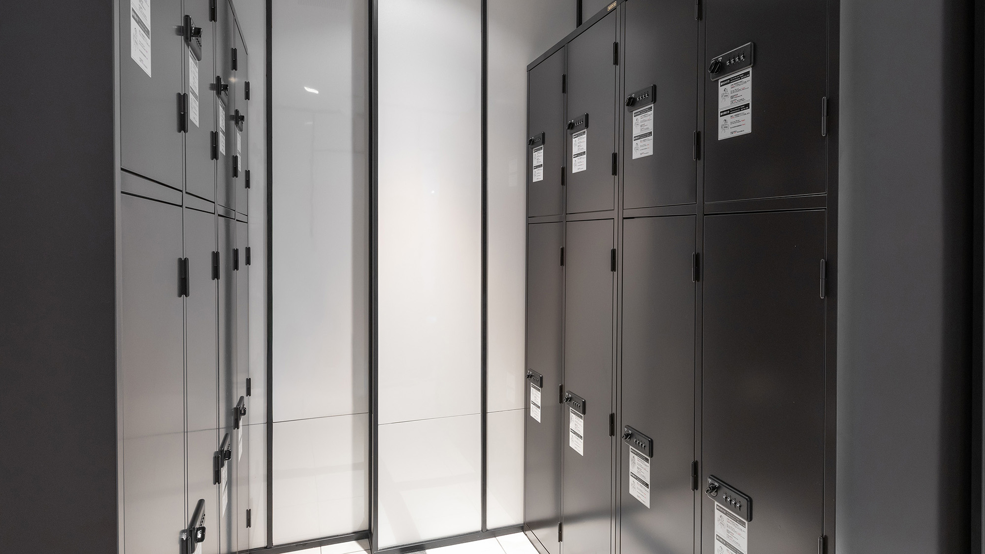 館内施設｜無料で利用できる便利なセルフロッカーをご用意しています。