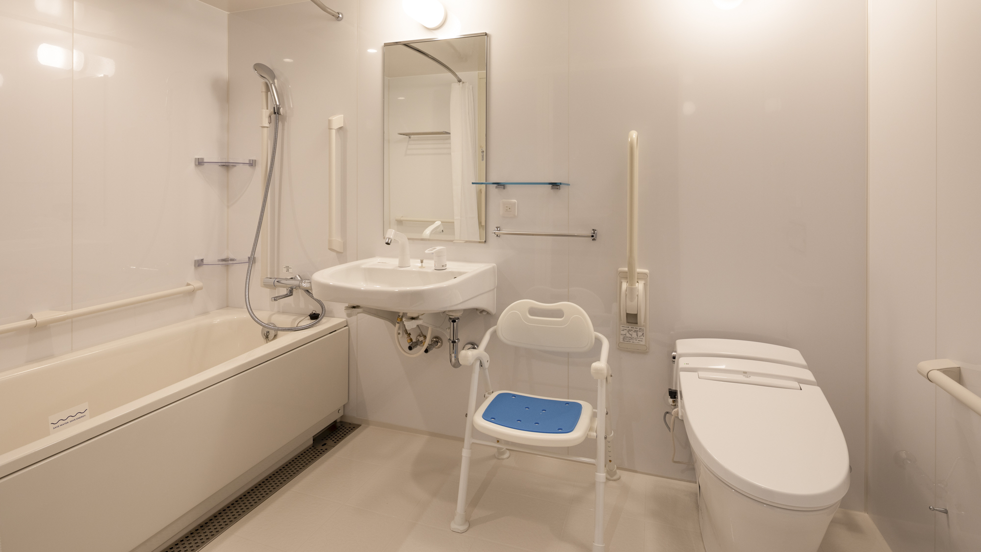 【ユニバーサルルーム】ユニットバスの一例