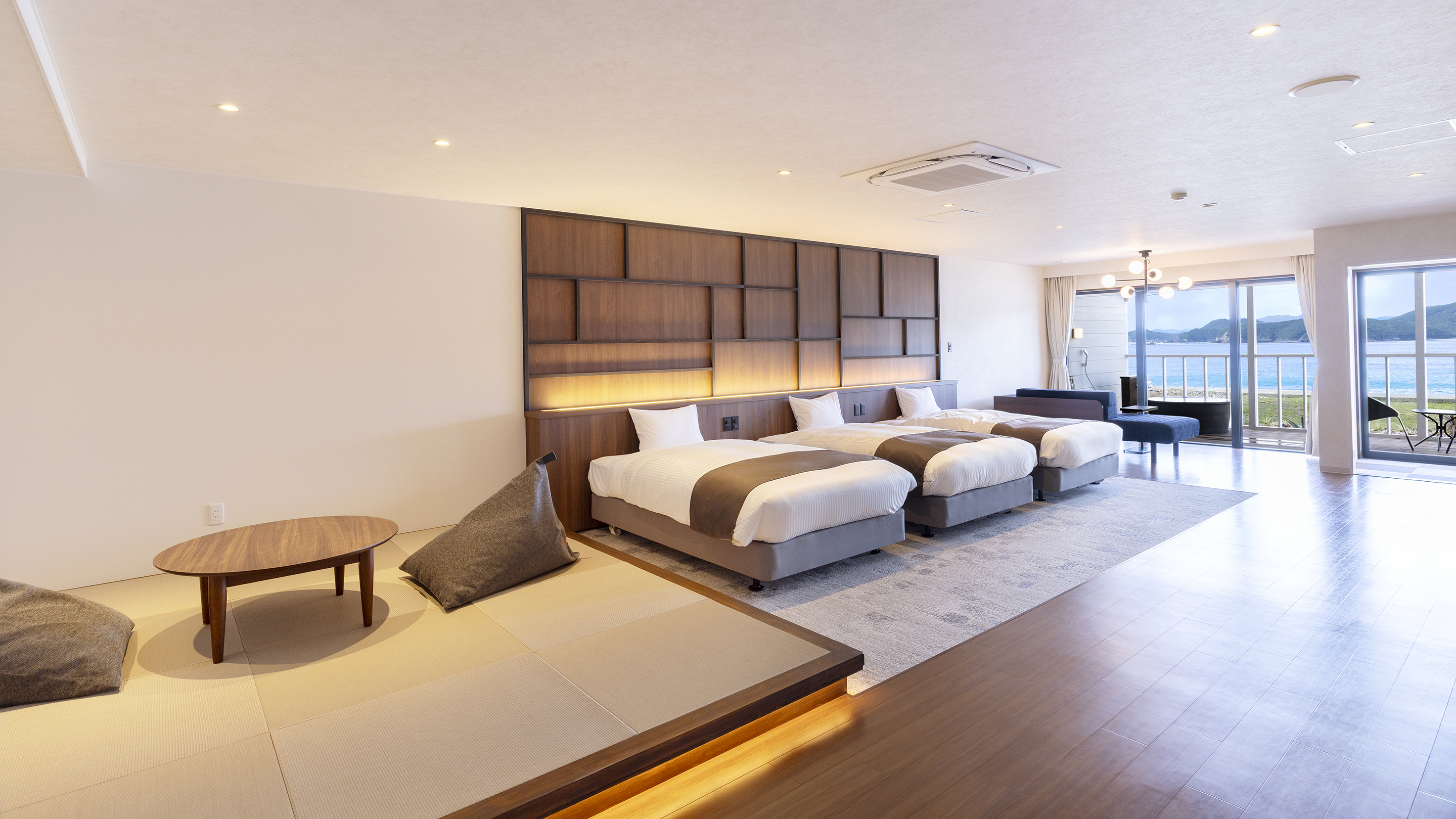 スーペリア露天風呂付和洋室トリプル　※客室の一例