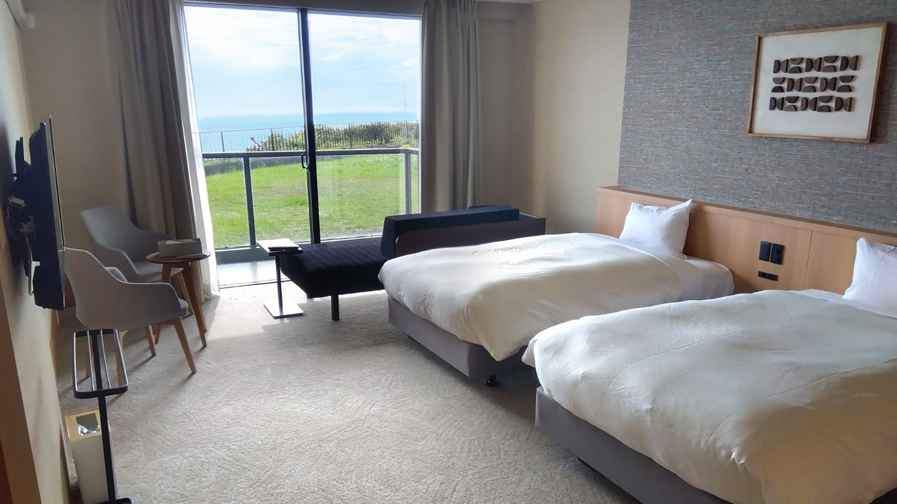 スタンダード露天風呂付和洋室ツイン5名定員　※客室の一例