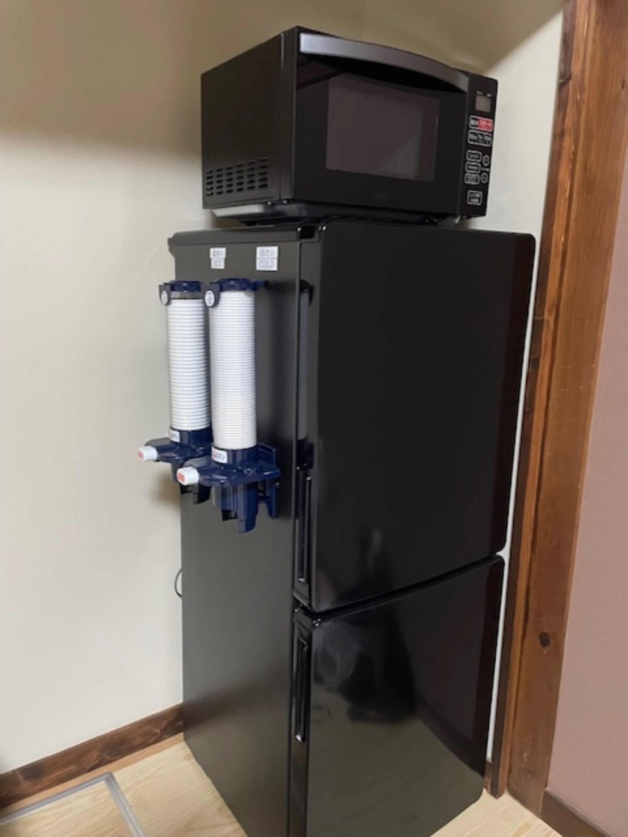 102号室冷蔵庫他