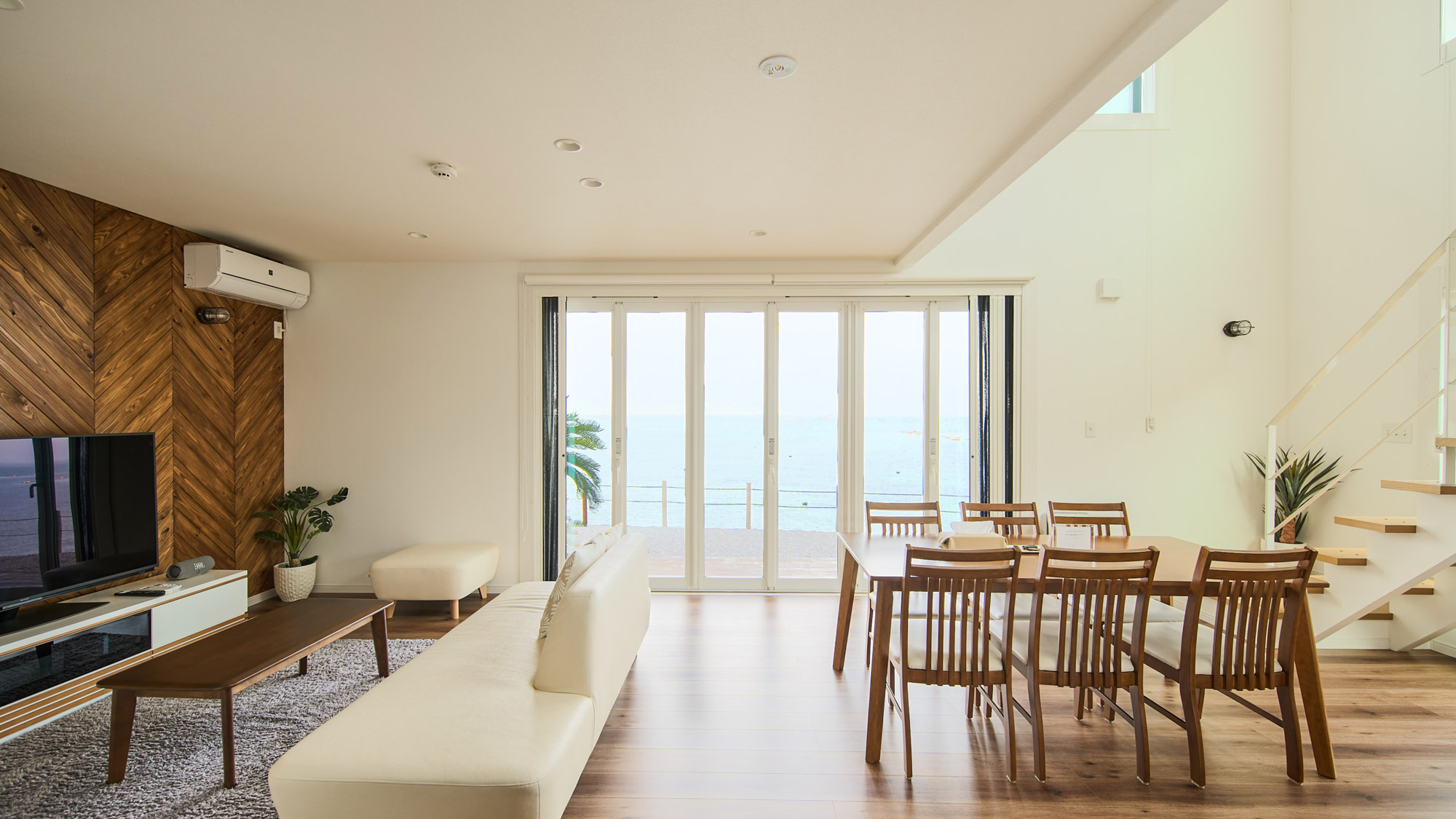 リビングダイニング