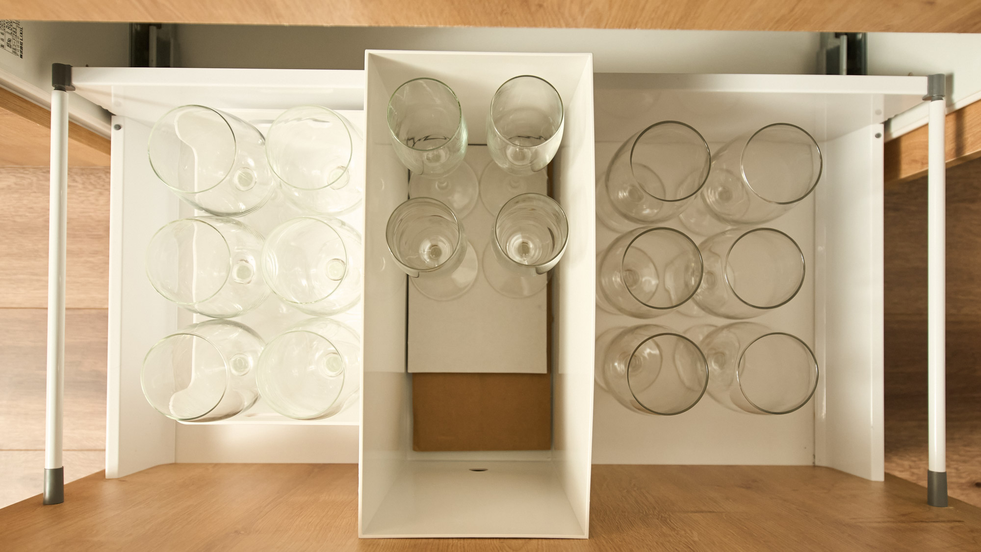 キッチン備品：コップ等