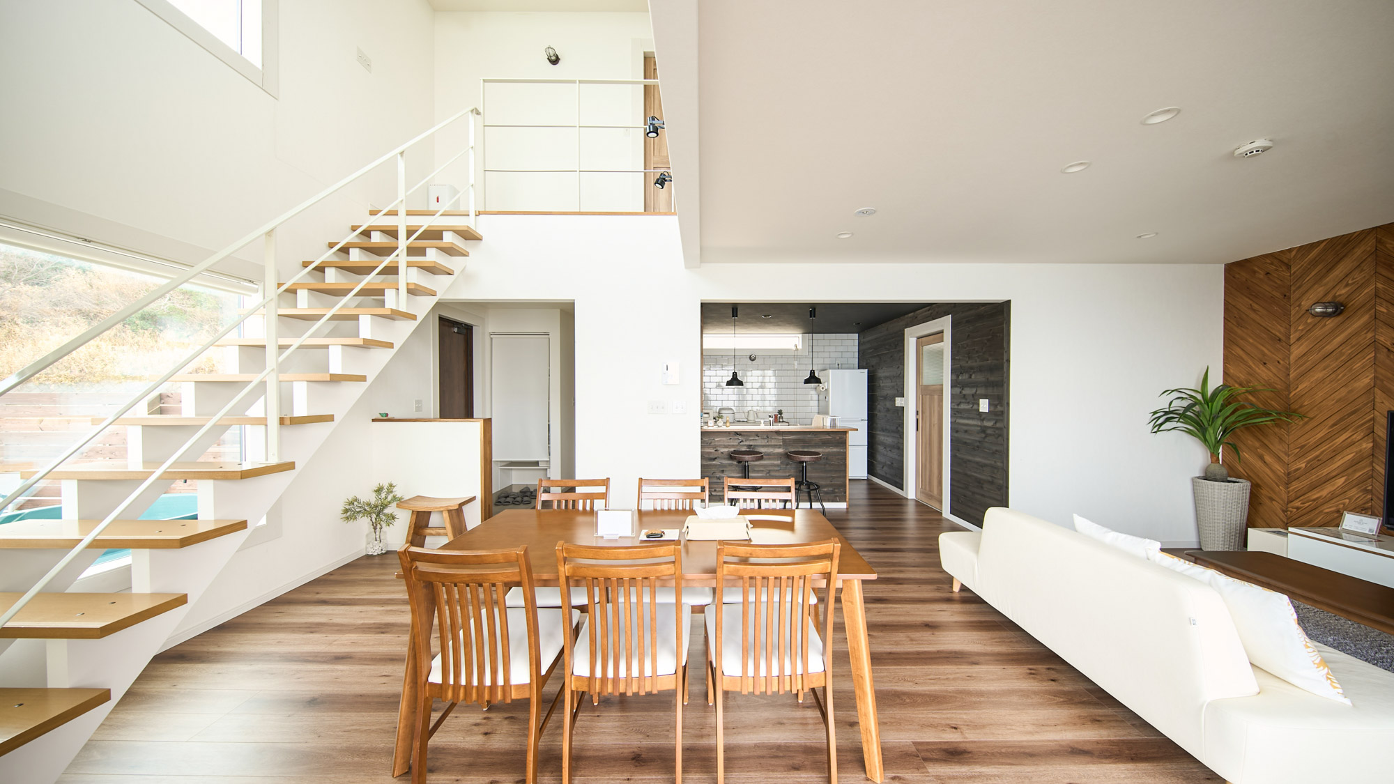 リビングダイニング