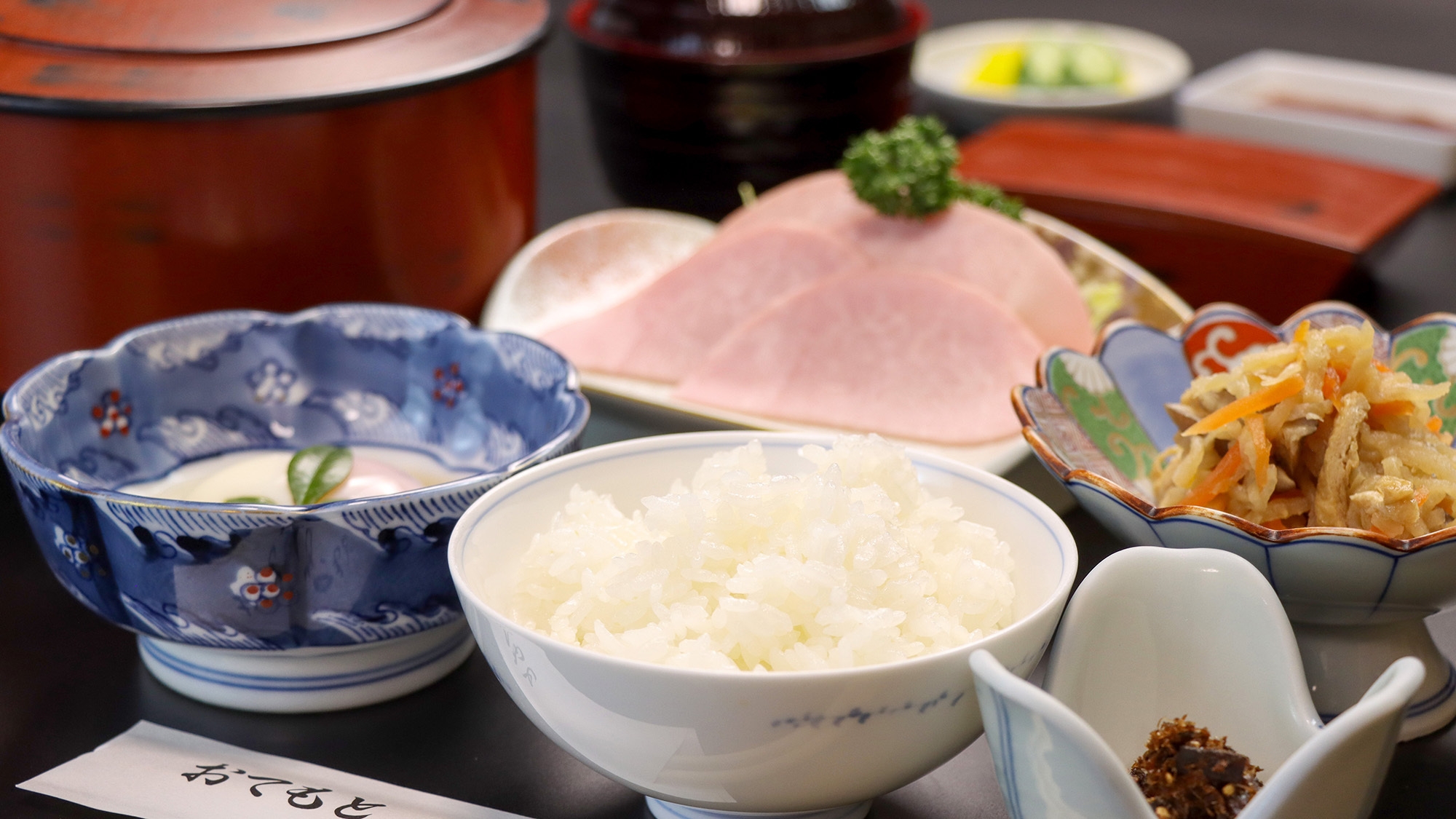 《朝食付き》地元の食材を使用した女将手作りの和朝食で1日を元気に！※最終チェックイン22時 厳守※