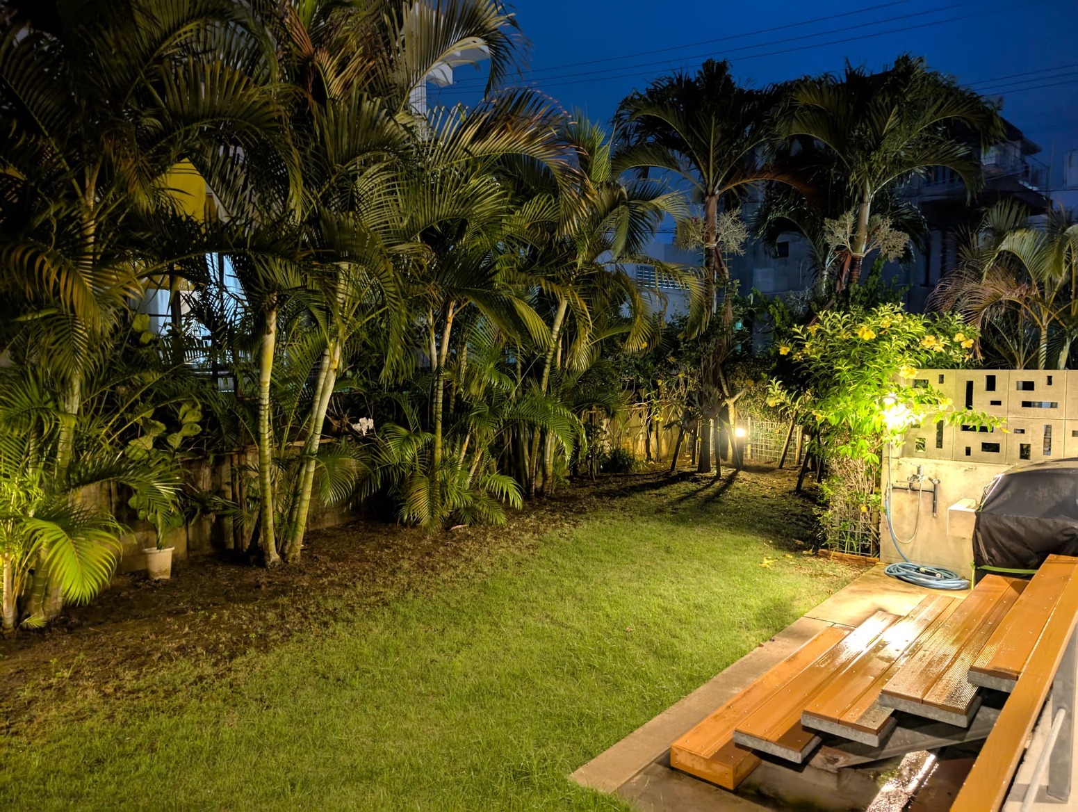 【スタンダード】＼海岸の絶景を独占！／中庭付オーシャンビューの貸切ヴィラ【素泊り】