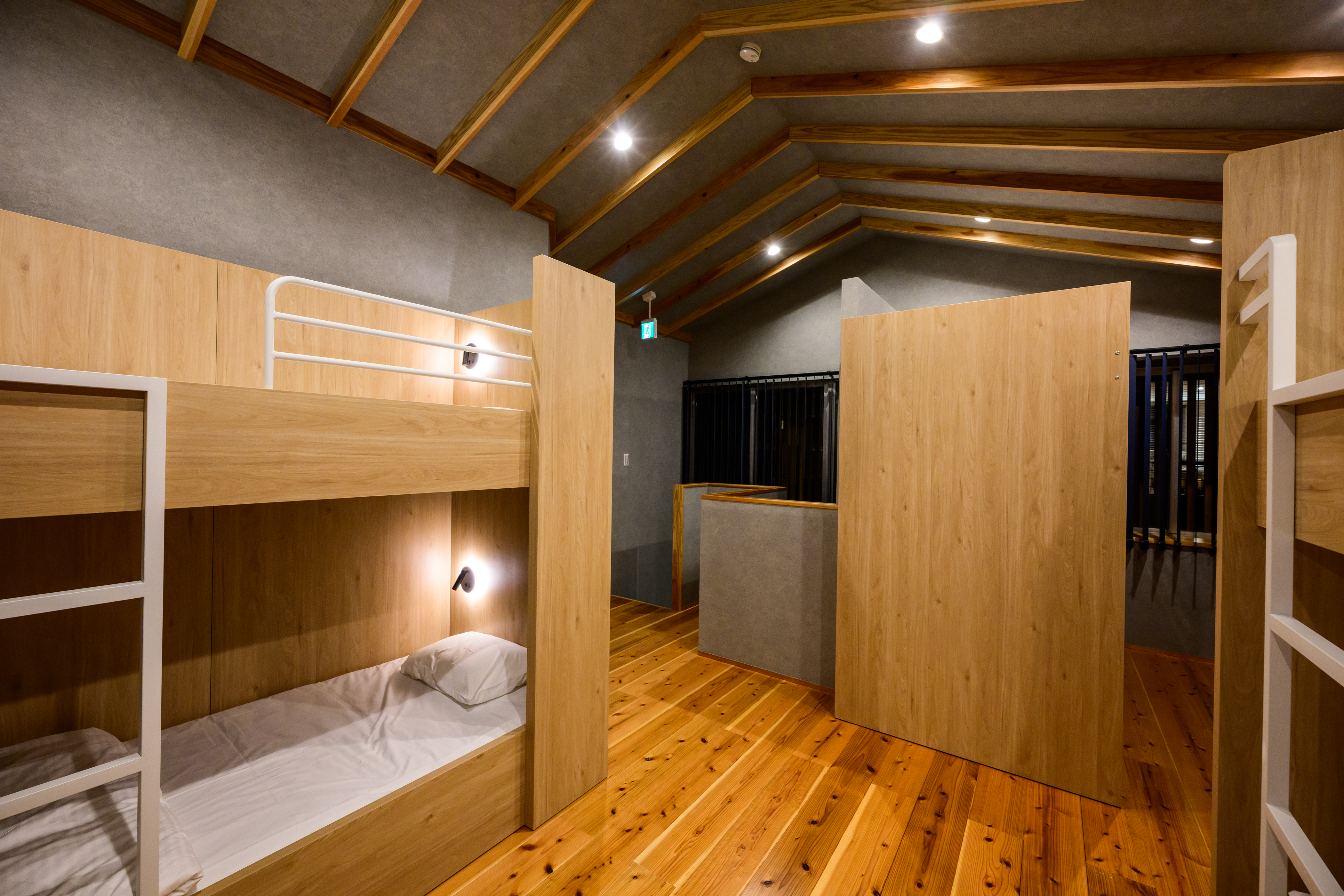 CHURA　2Fベッドルーム